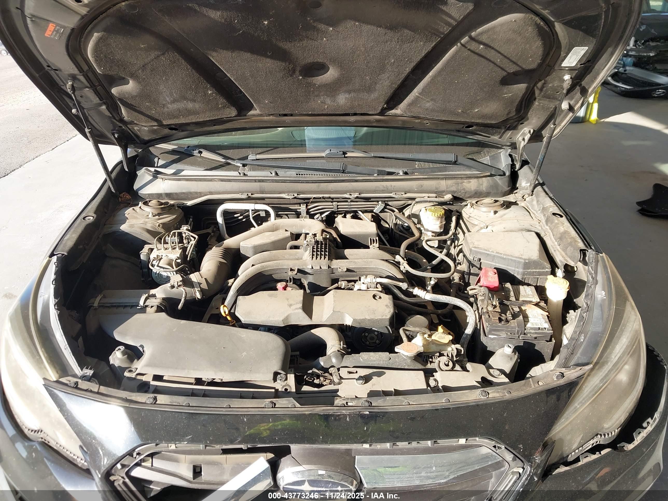 SUBARU LEGACY image 10