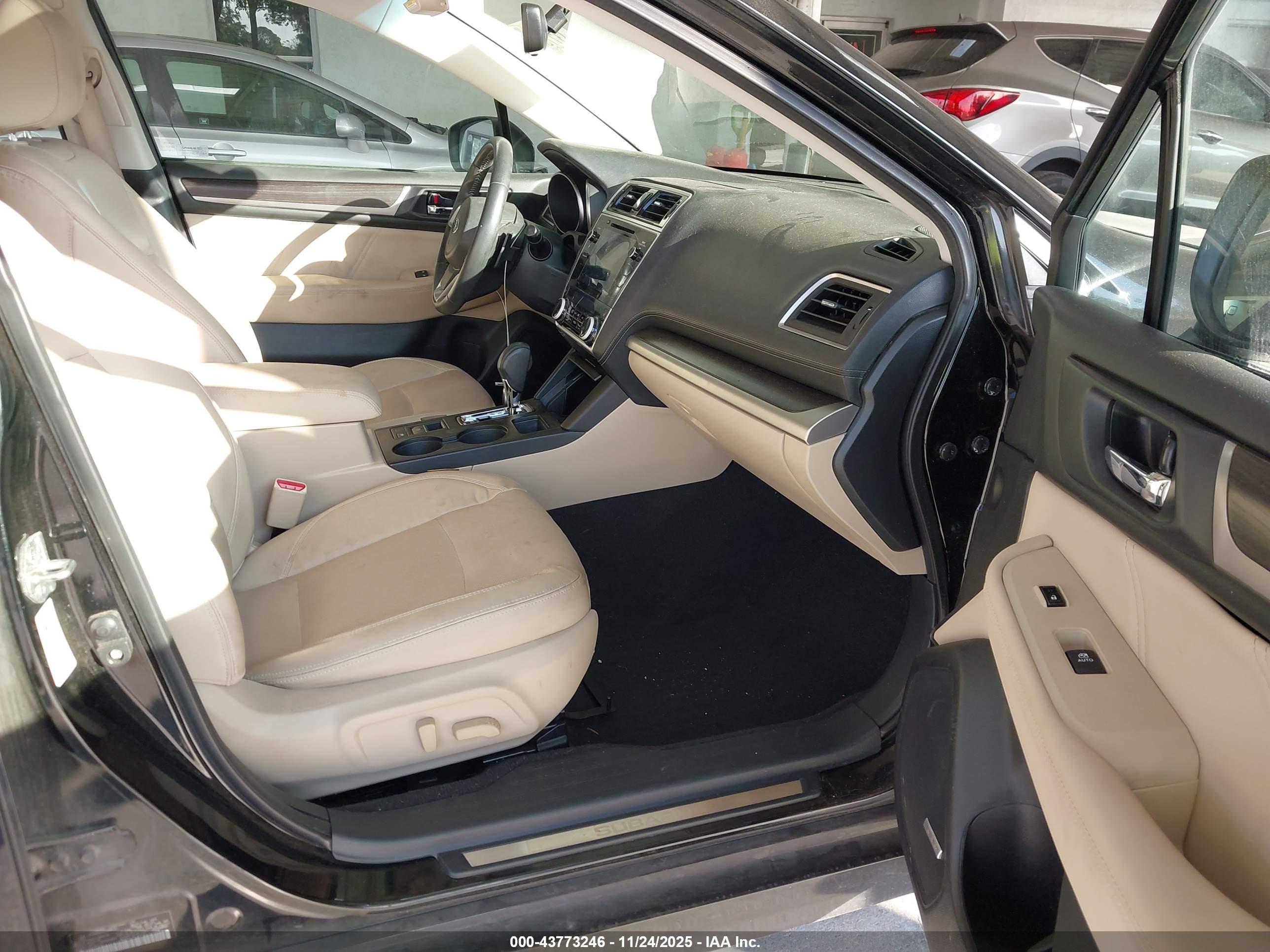 SUBARU LEGACY image 5