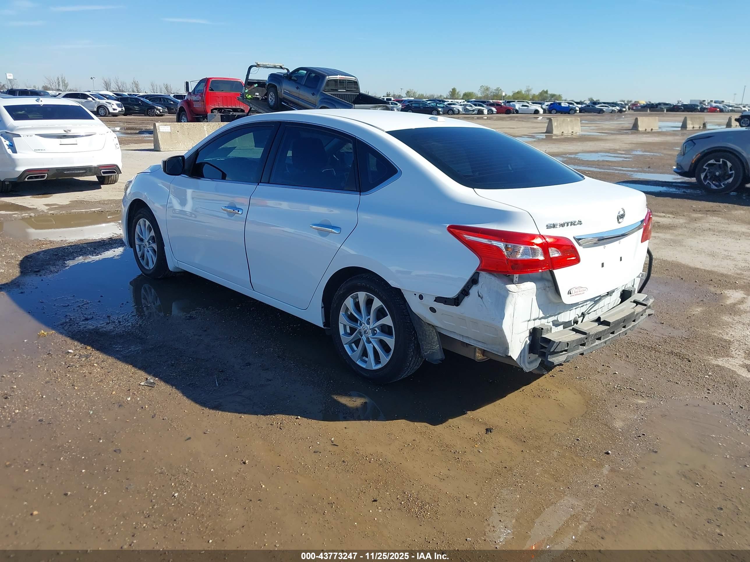 NISSAN SENTRA image 3