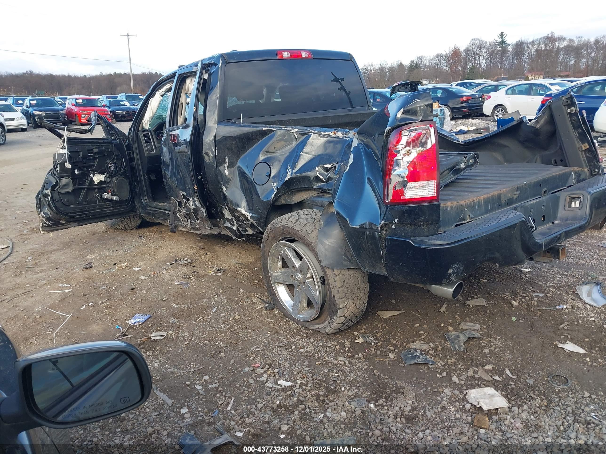 RAM 1500 image 3
