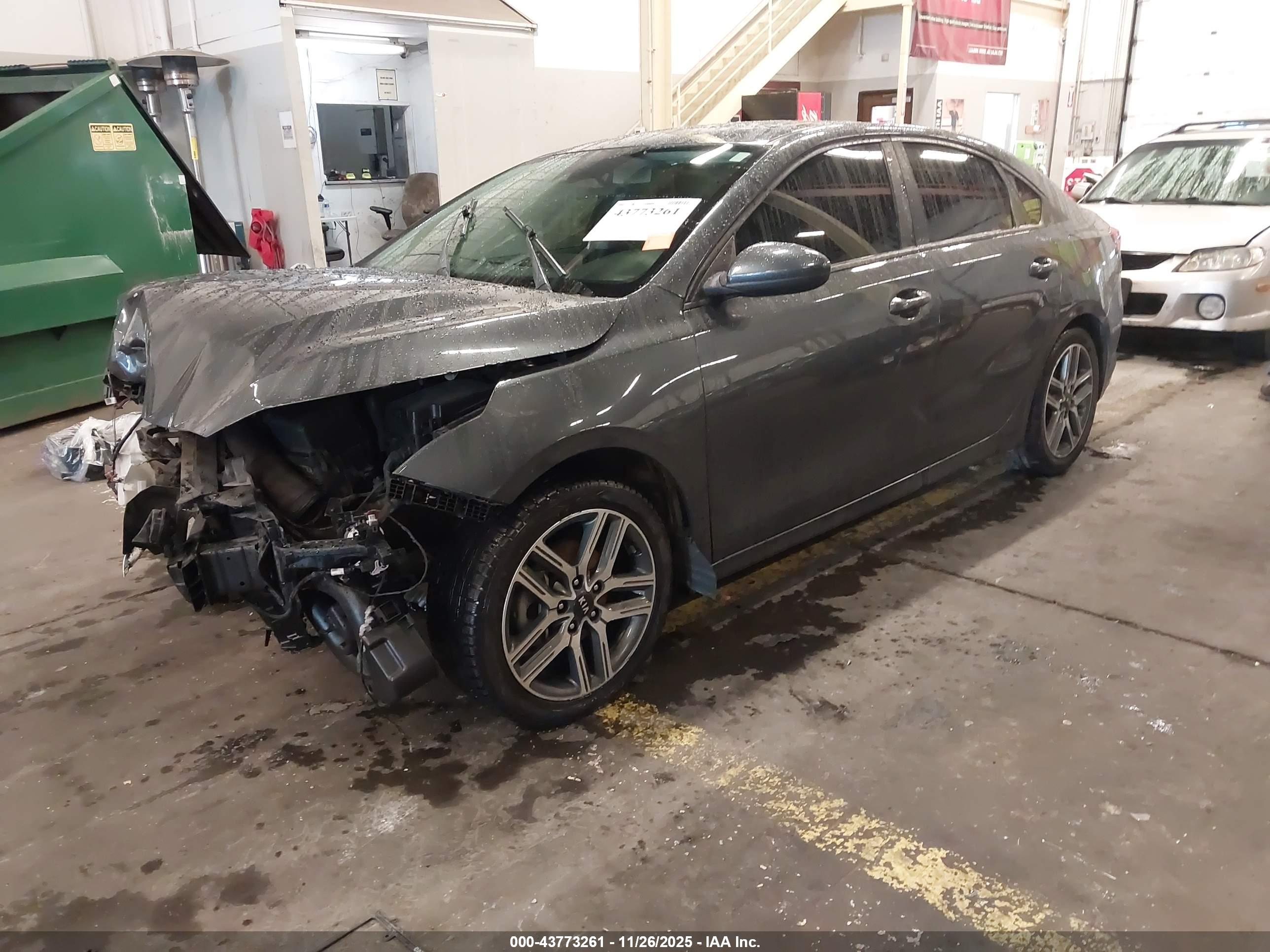 KIA FORTE image 2