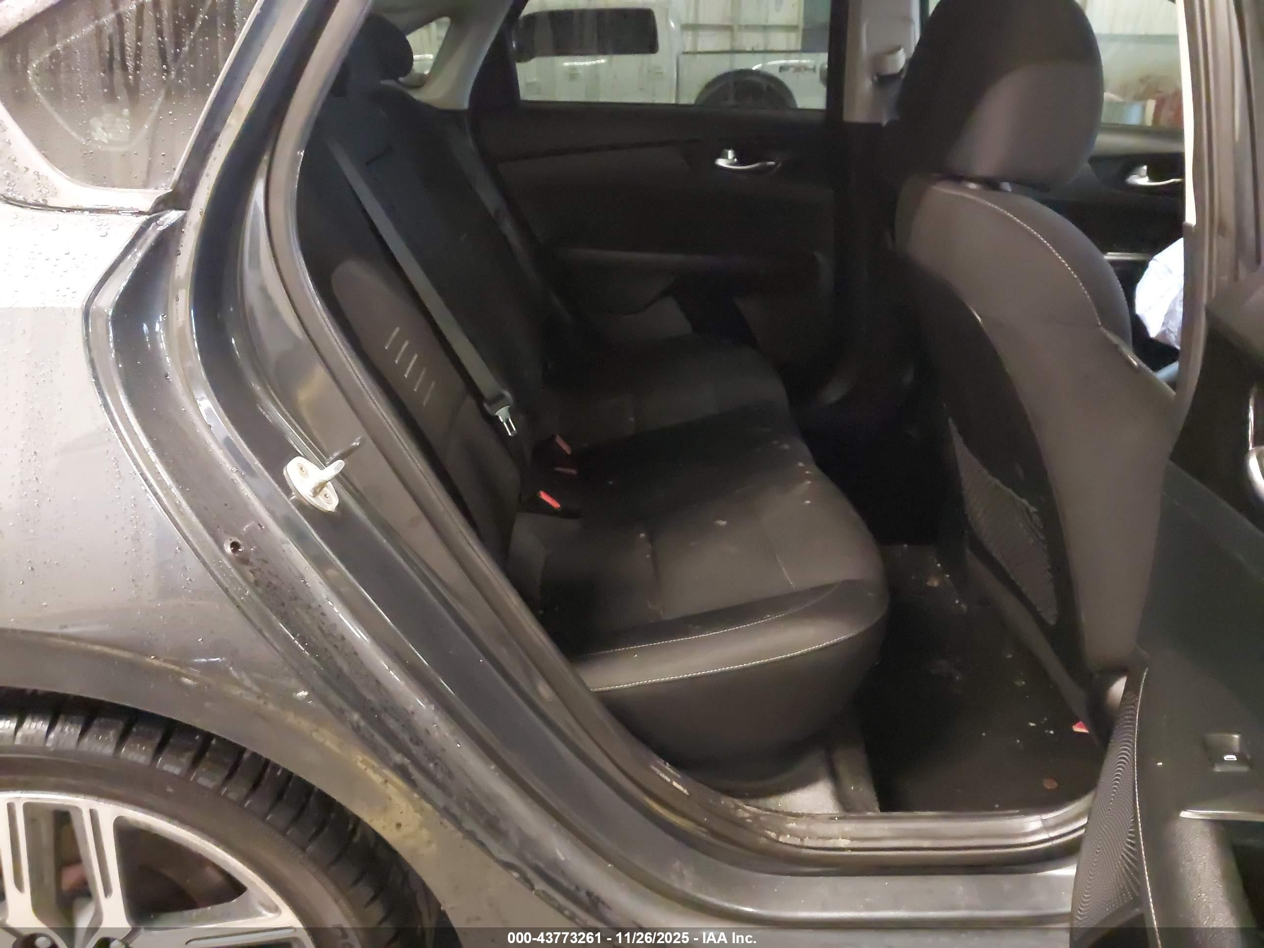 KIA FORTE image 8
