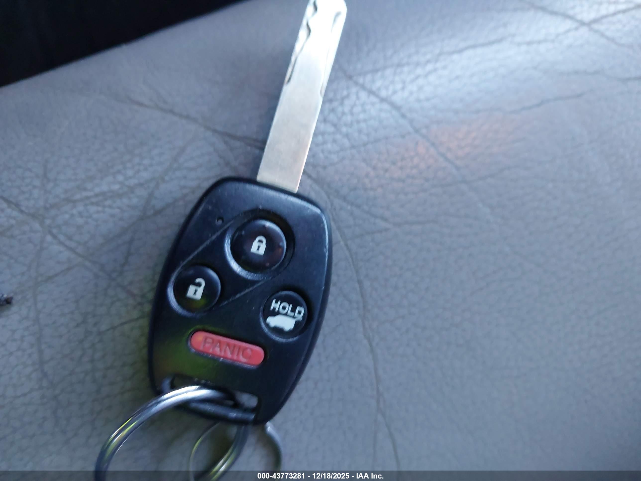 HONDA PILOT image 11