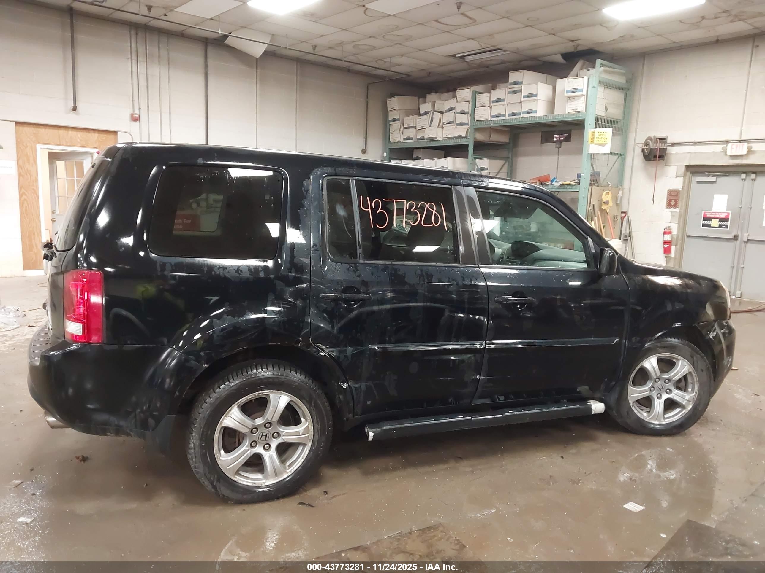 HONDA PILOT image 6