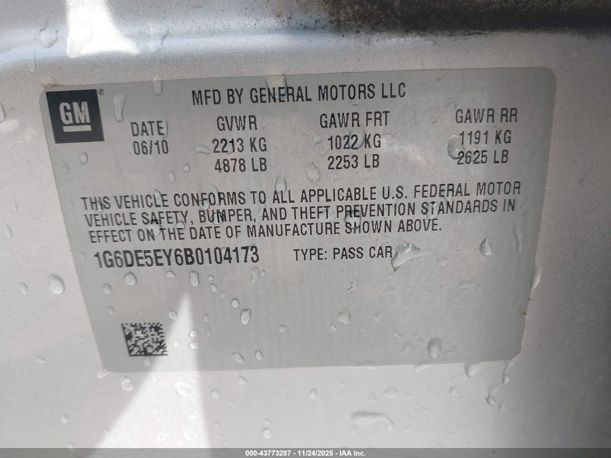 CADILLAC CTS image 9