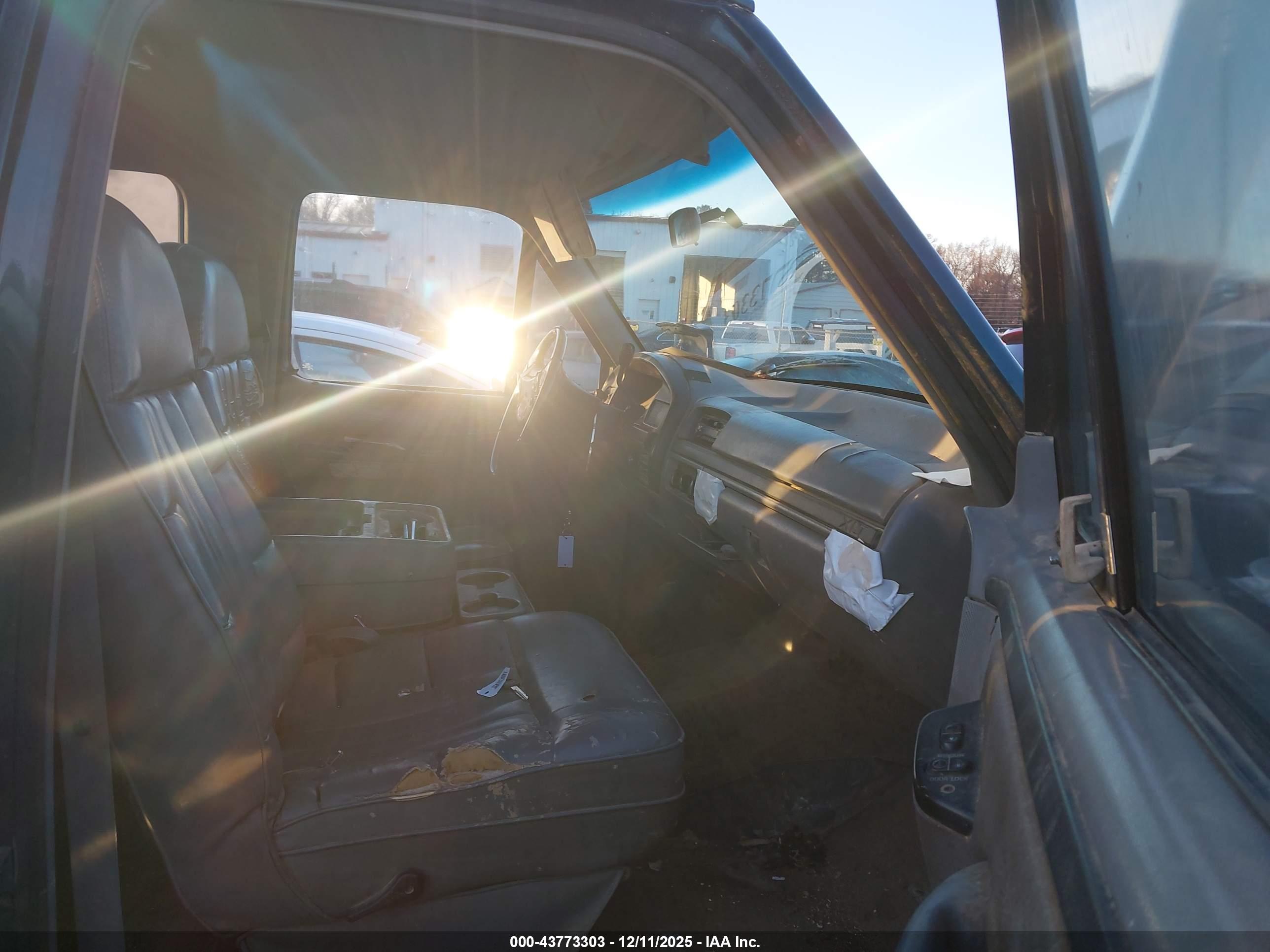 FORD F-350 image 5
