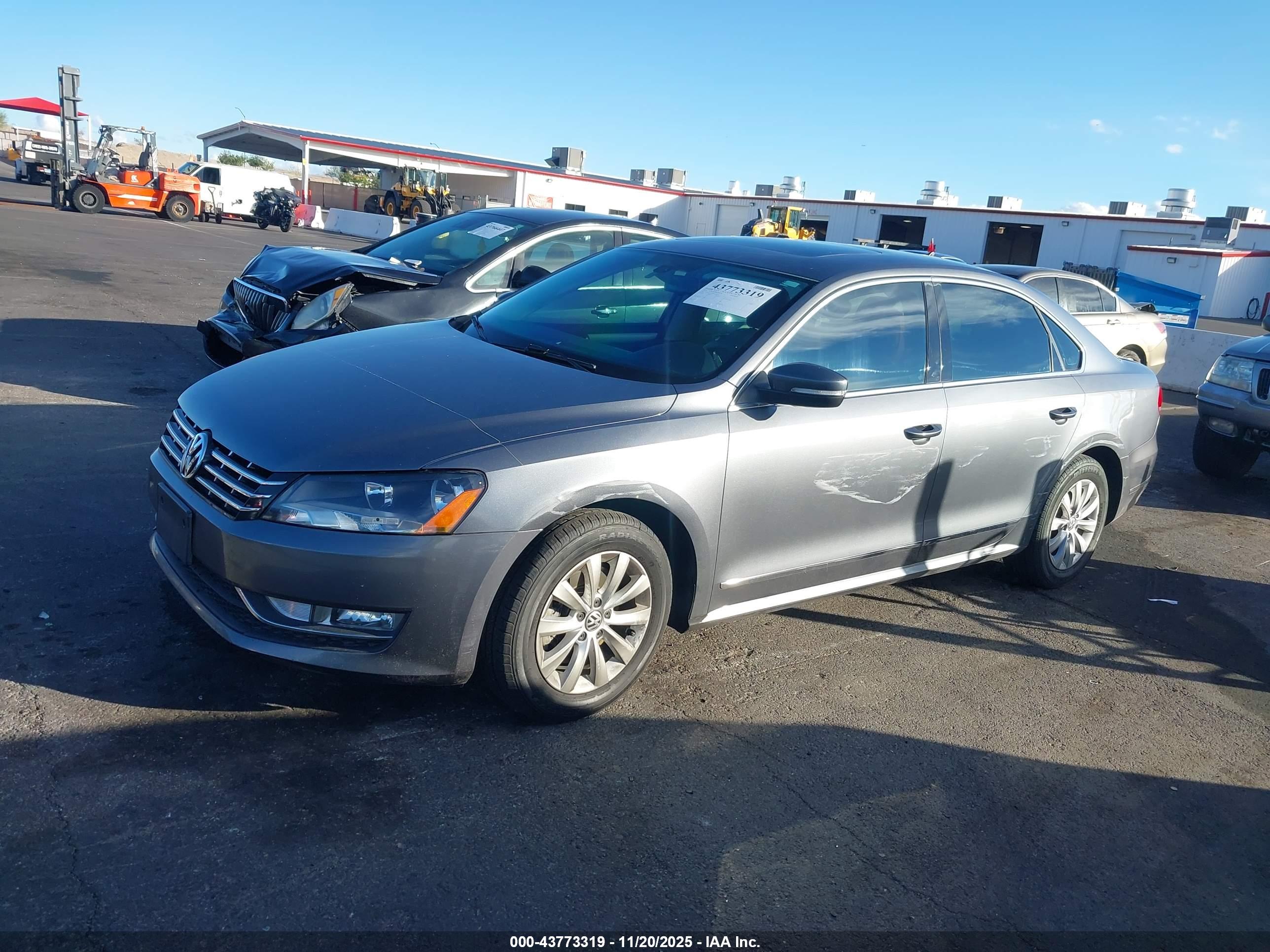 VOLKSWAGEN PASSAT image 6
