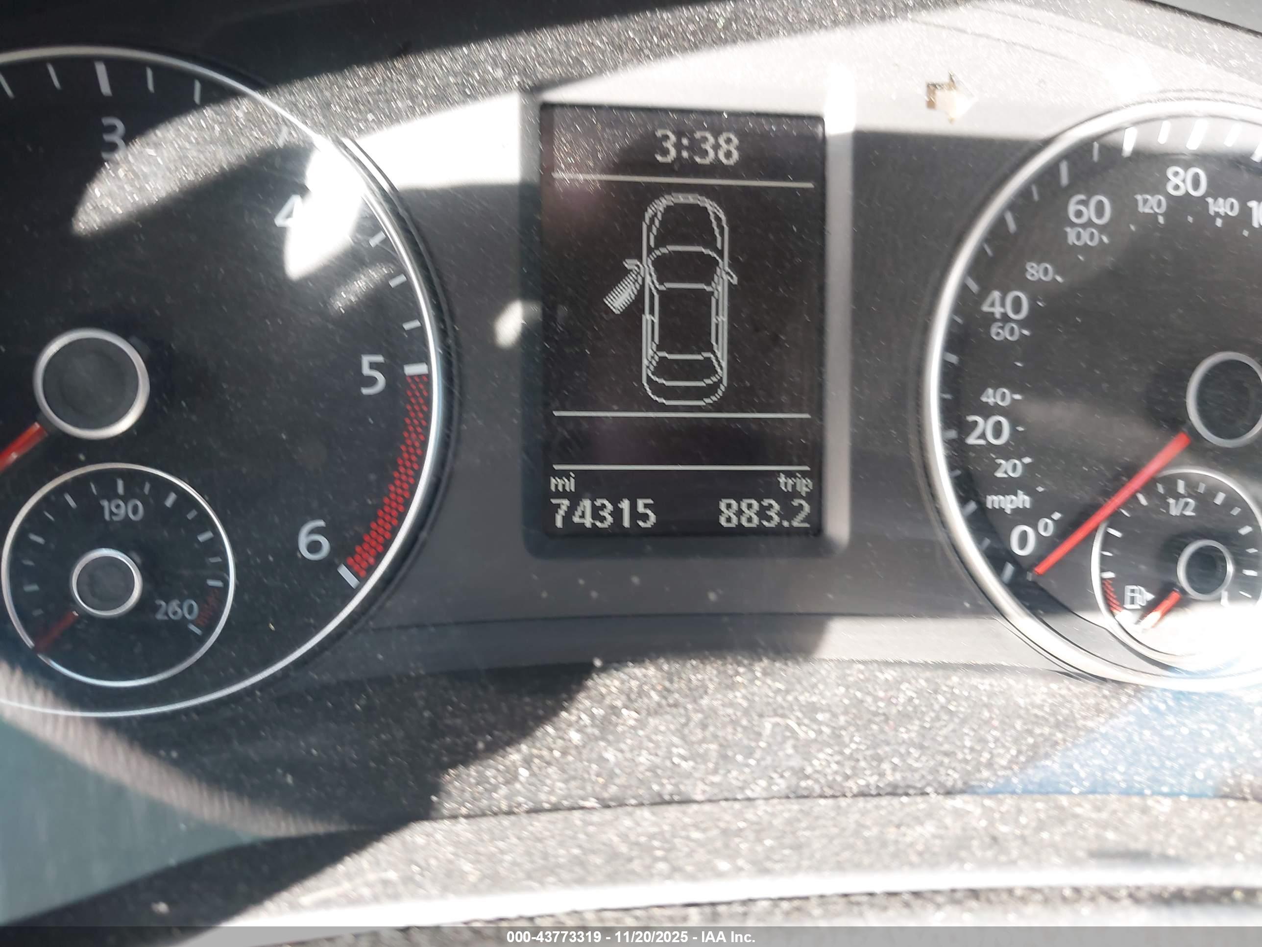 VOLKSWAGEN PASSAT image 7