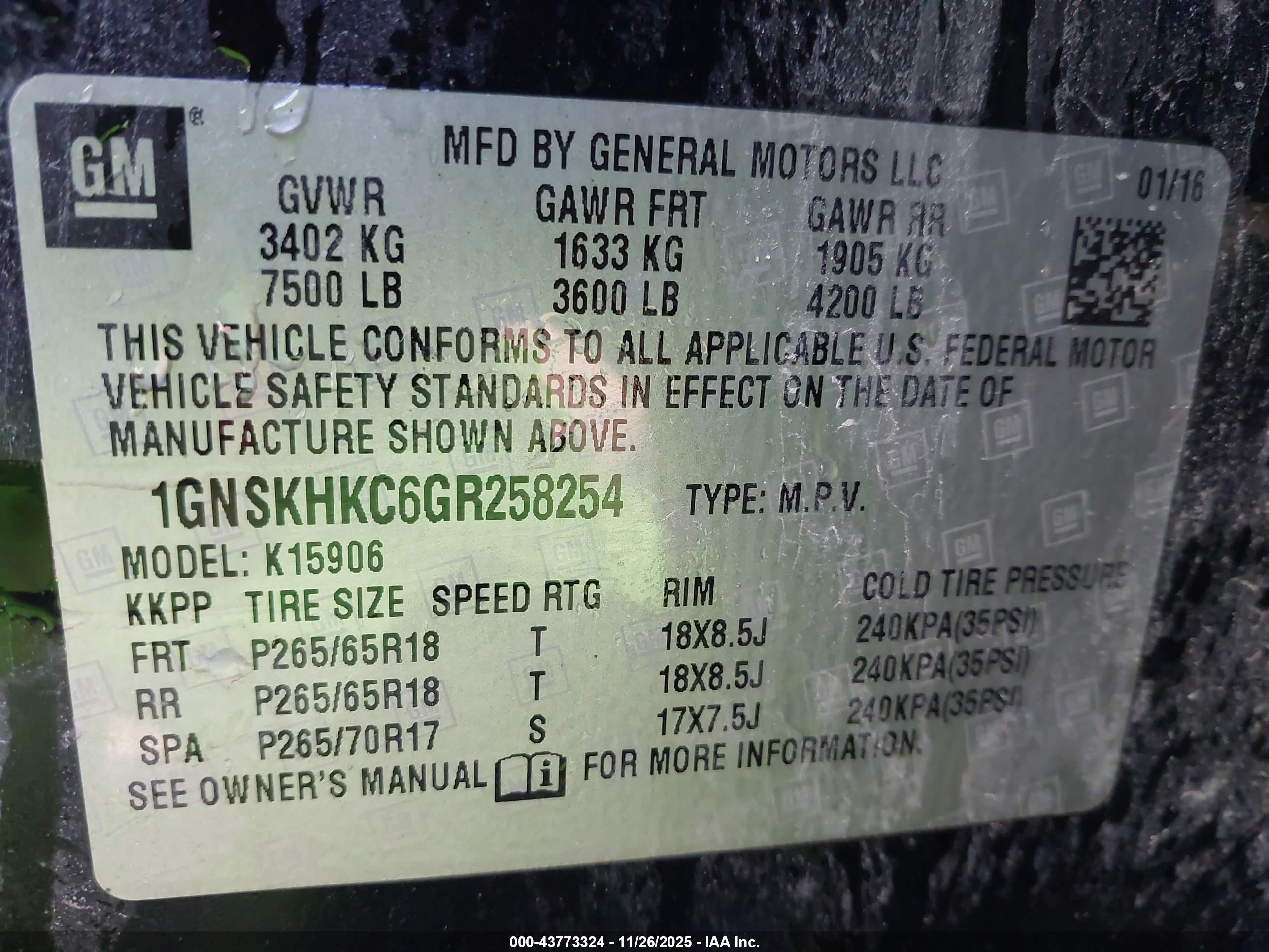 CHEVROLET SUBURBAN image 9