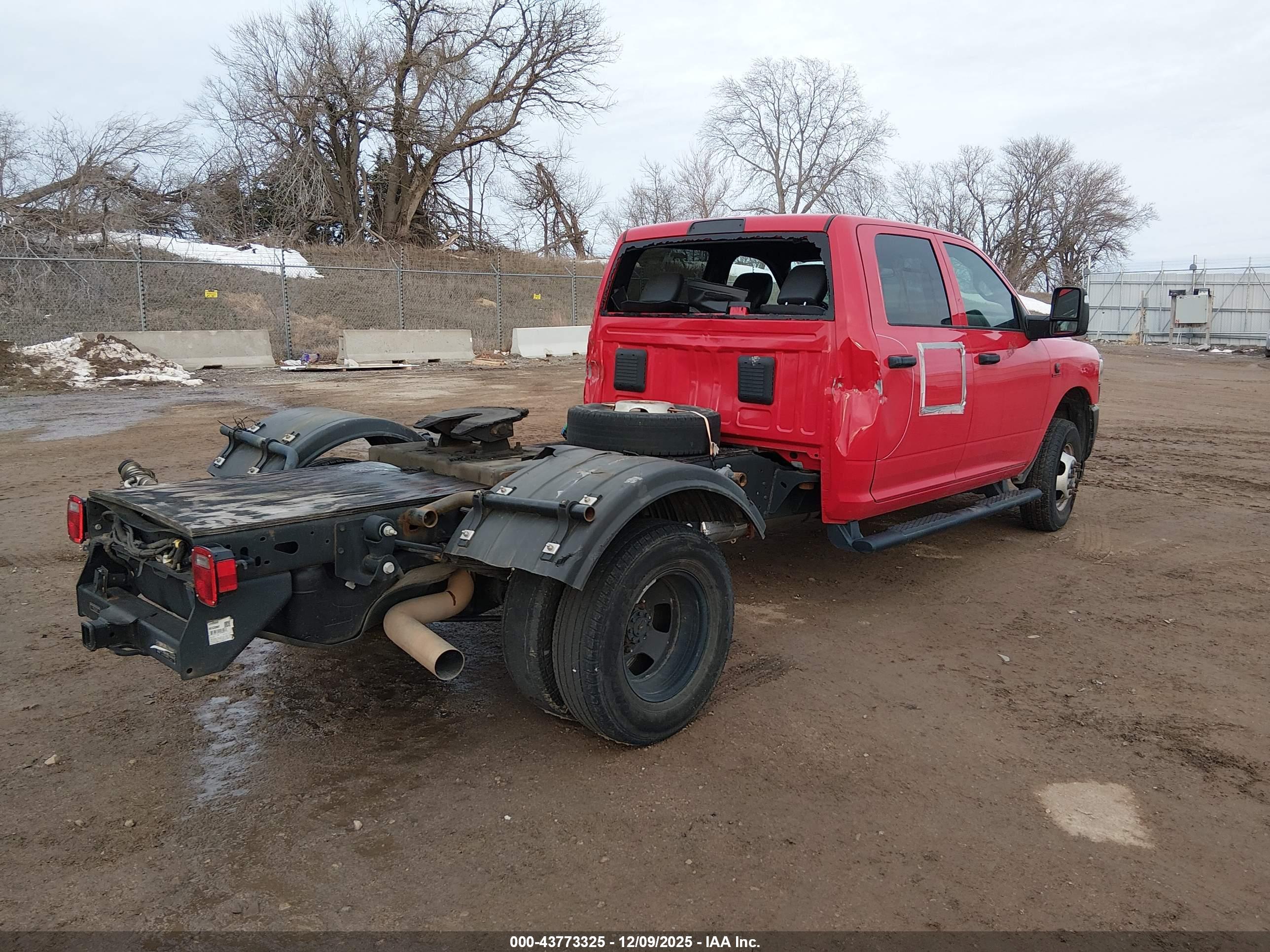 RAM 3500 image 4