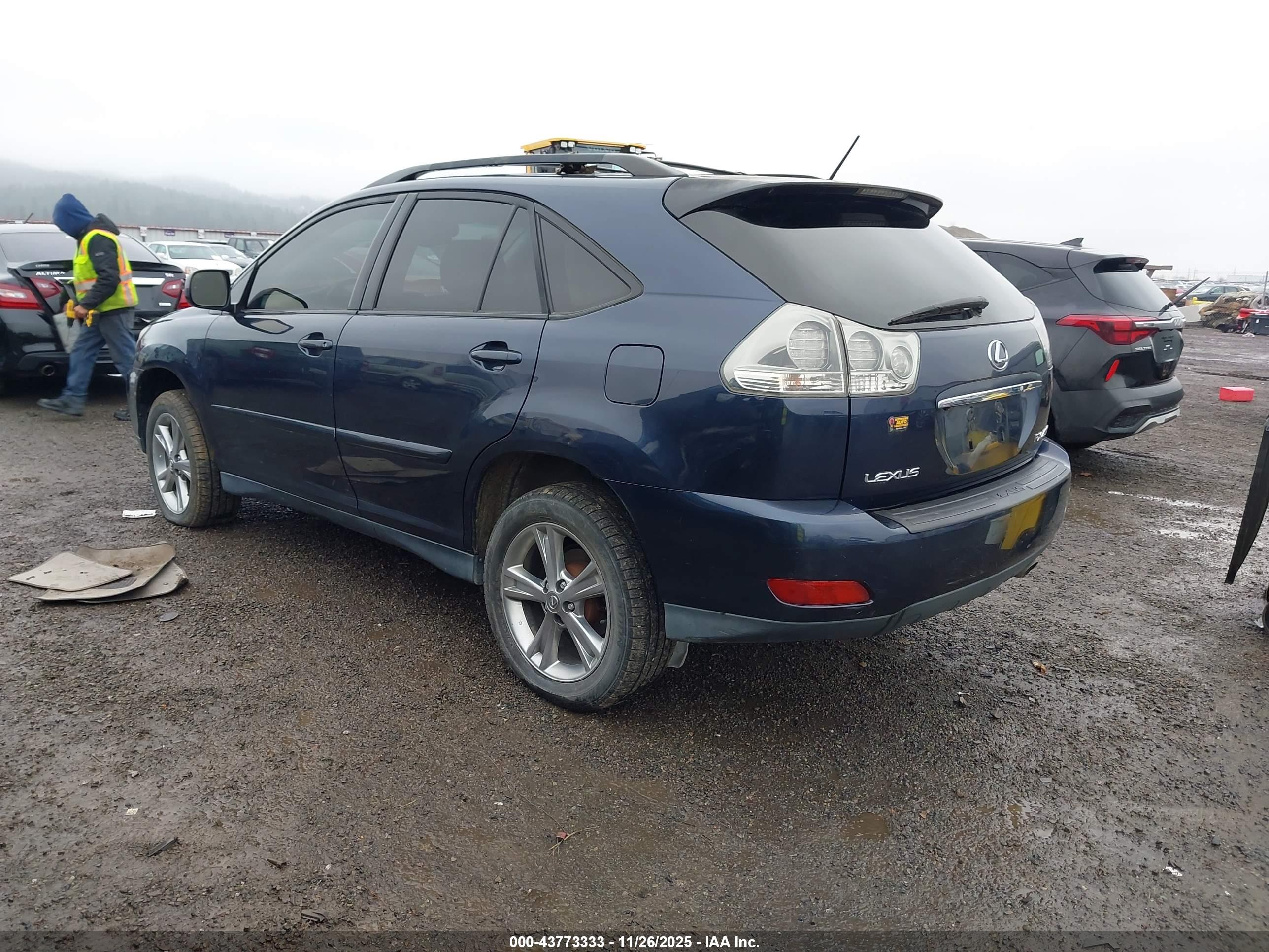 LEXUS RX image 3