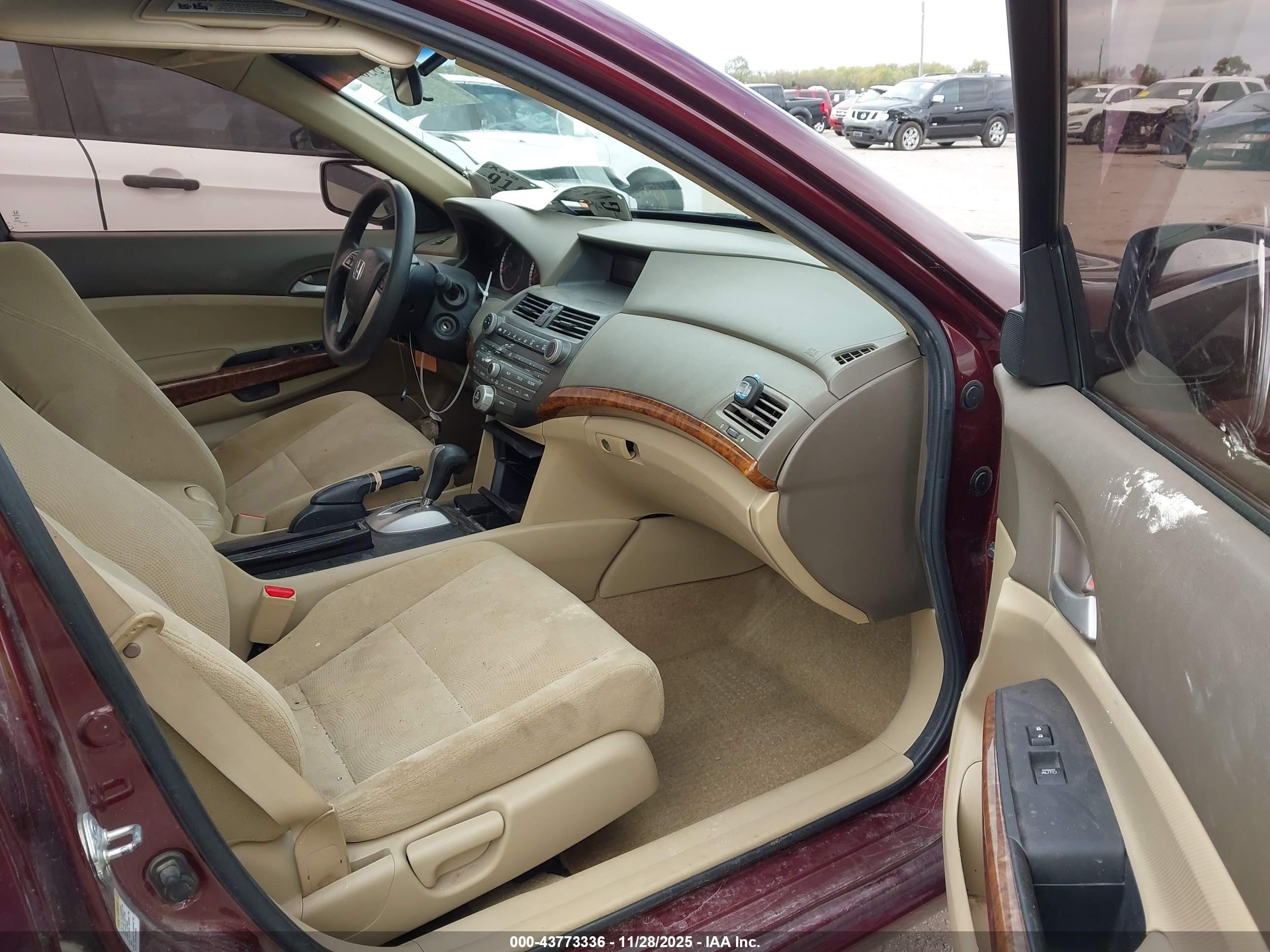 HONDA ACCORD image 5