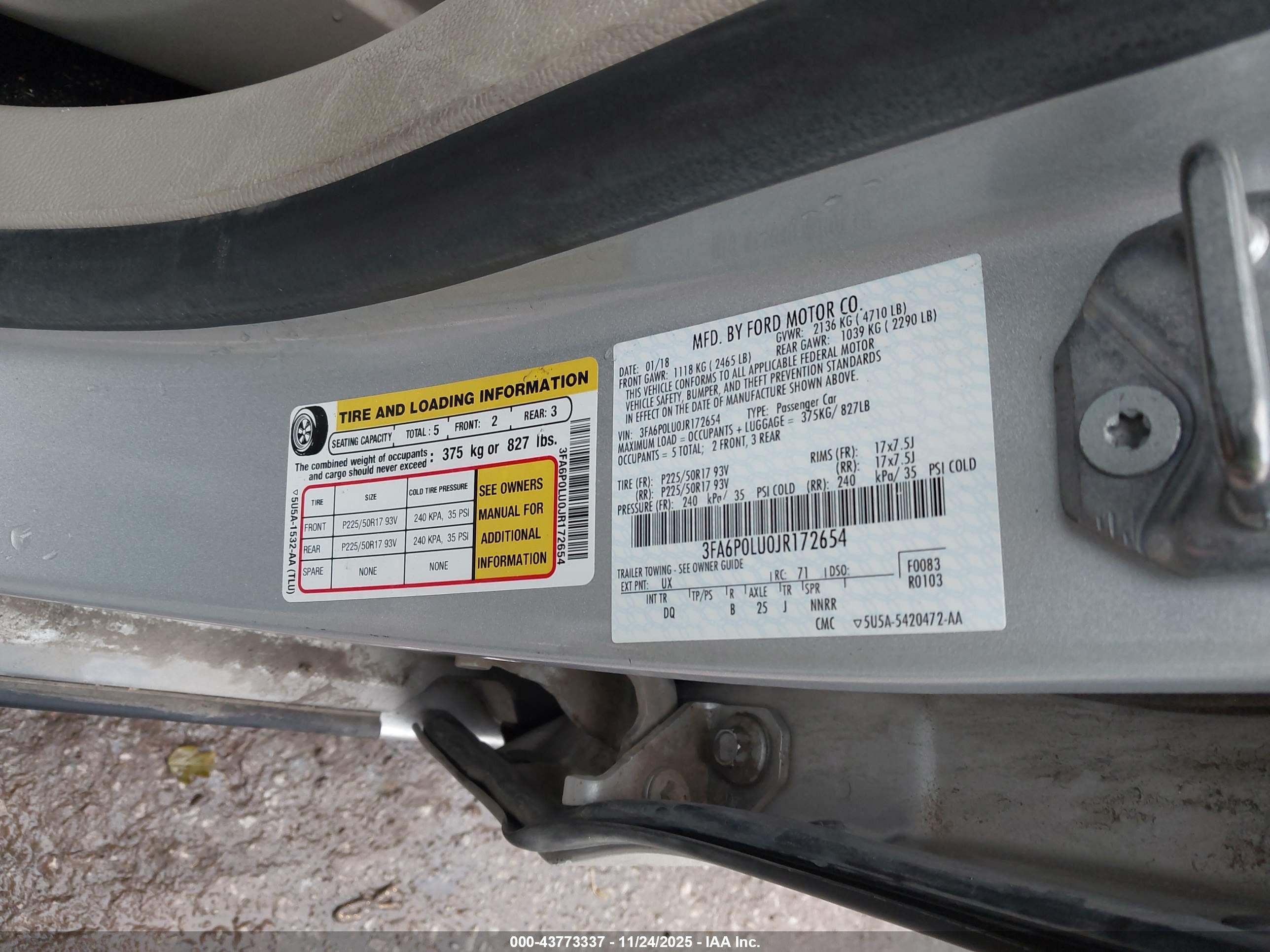 FORD FUSION image 9