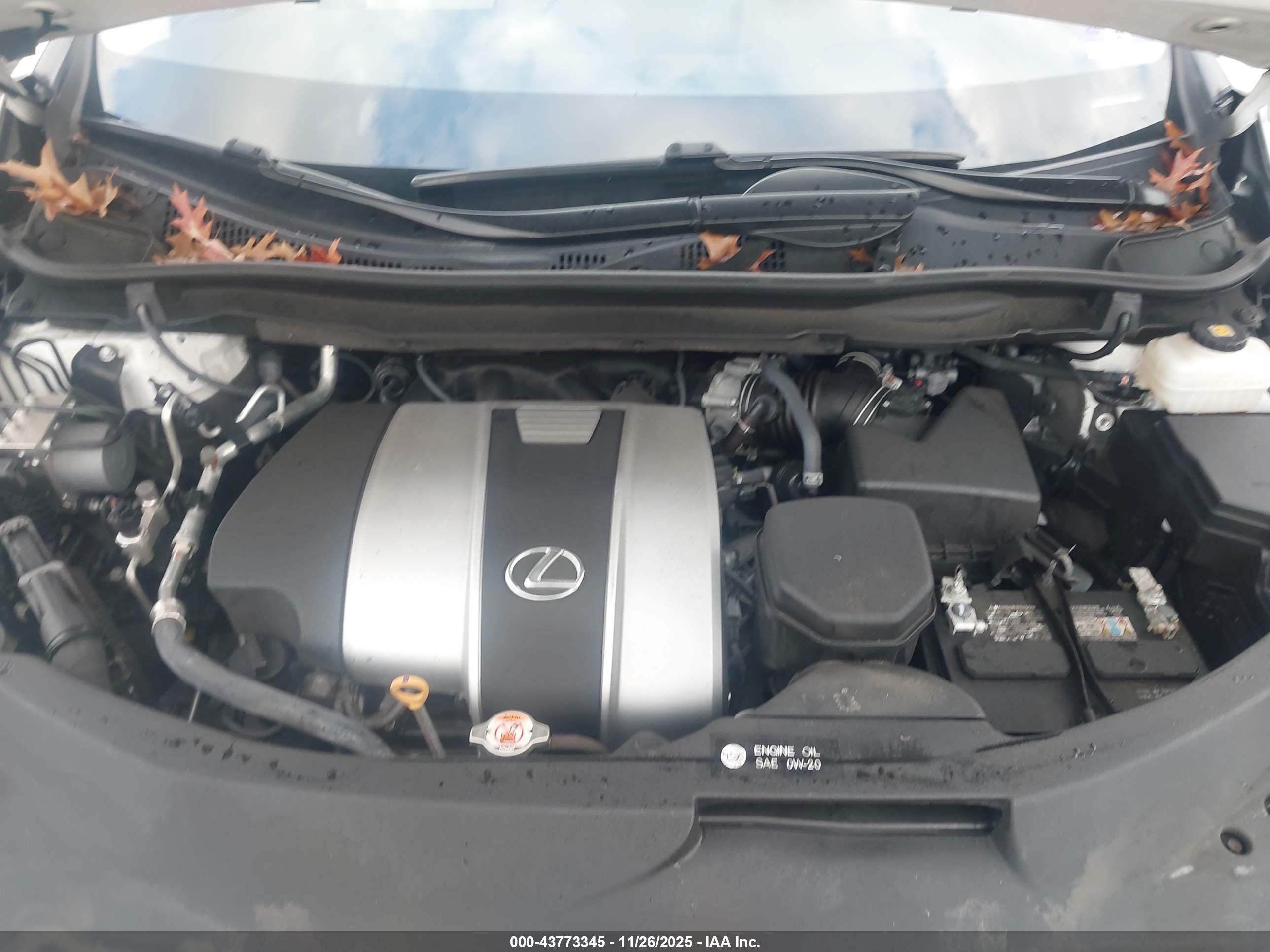 LEXUS RX image 10