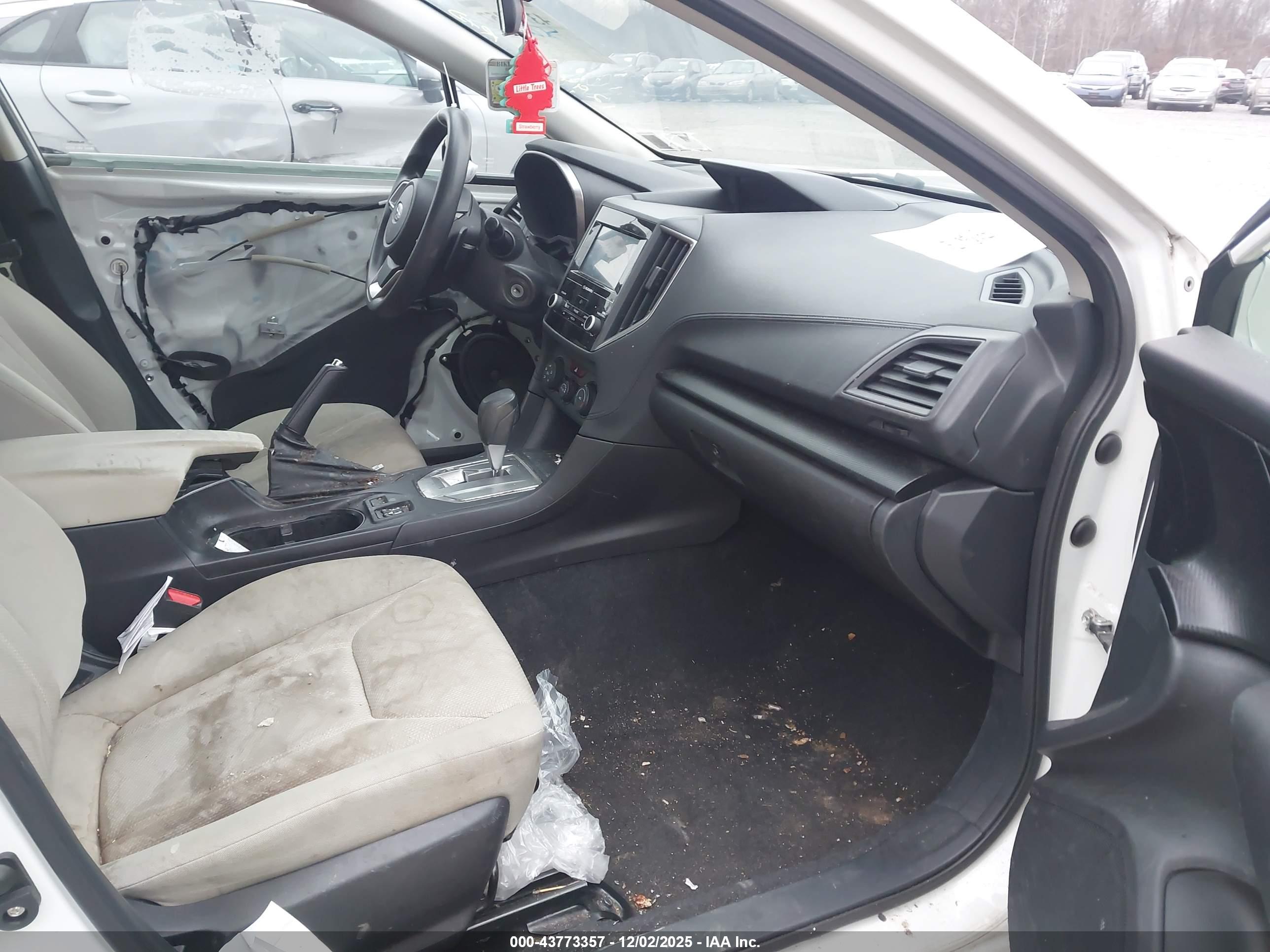 SUBARU IMPREZA image 5