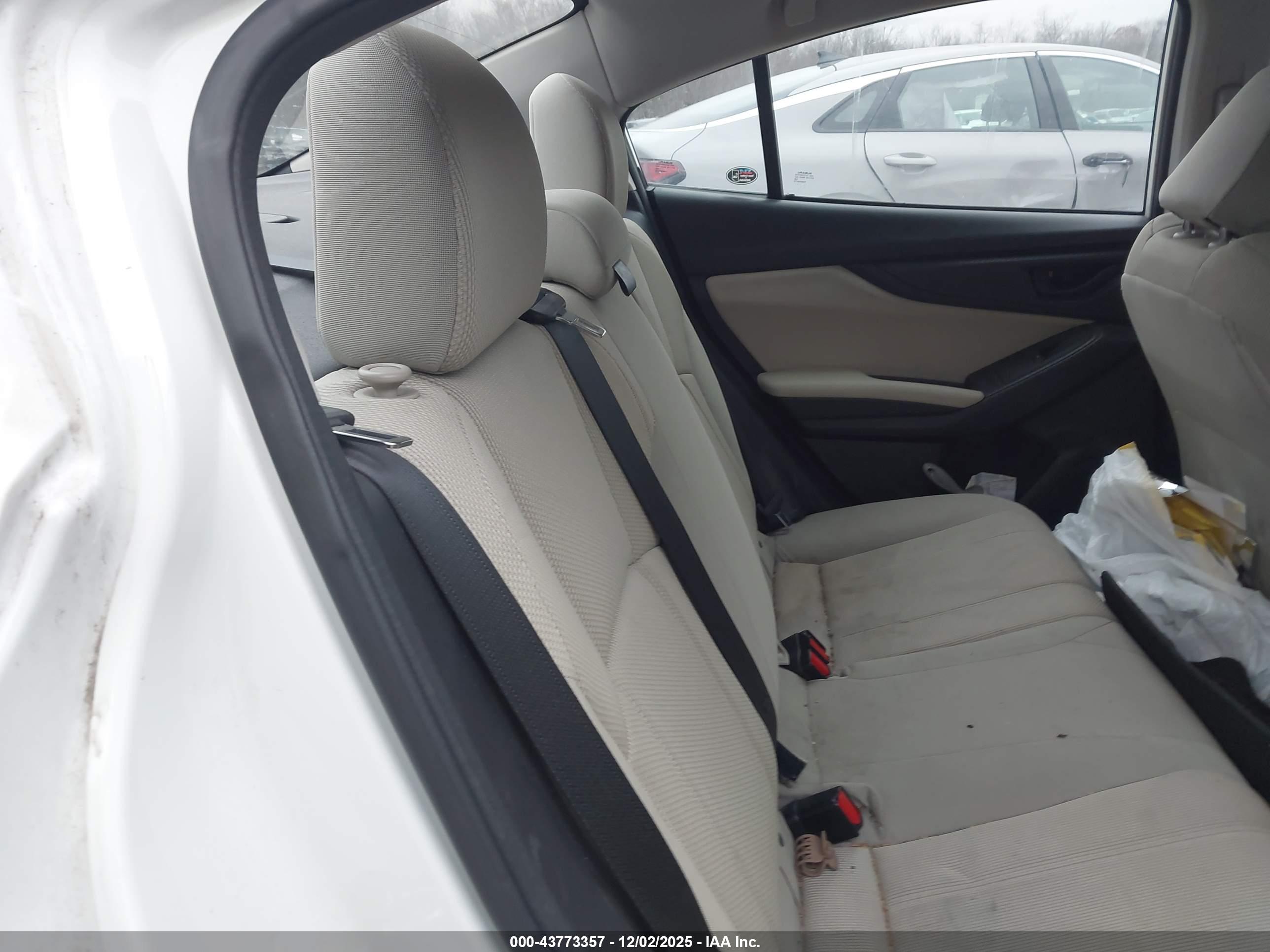 SUBARU IMPREZA image 8