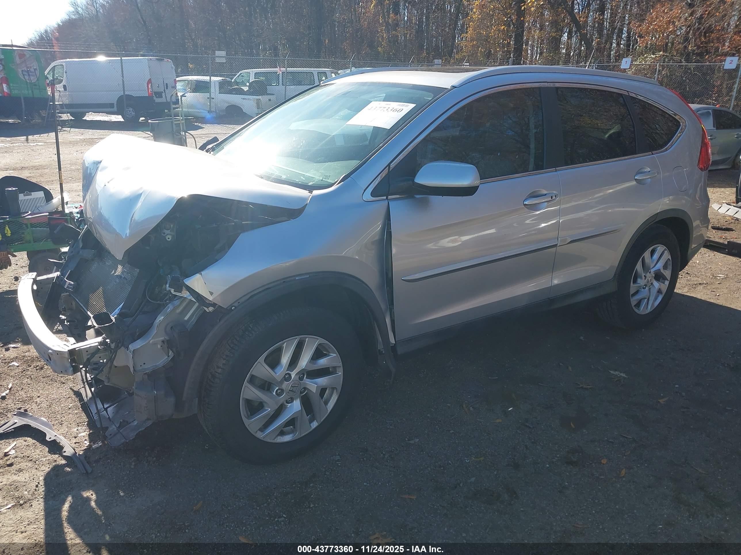 HONDA CR-V image 2