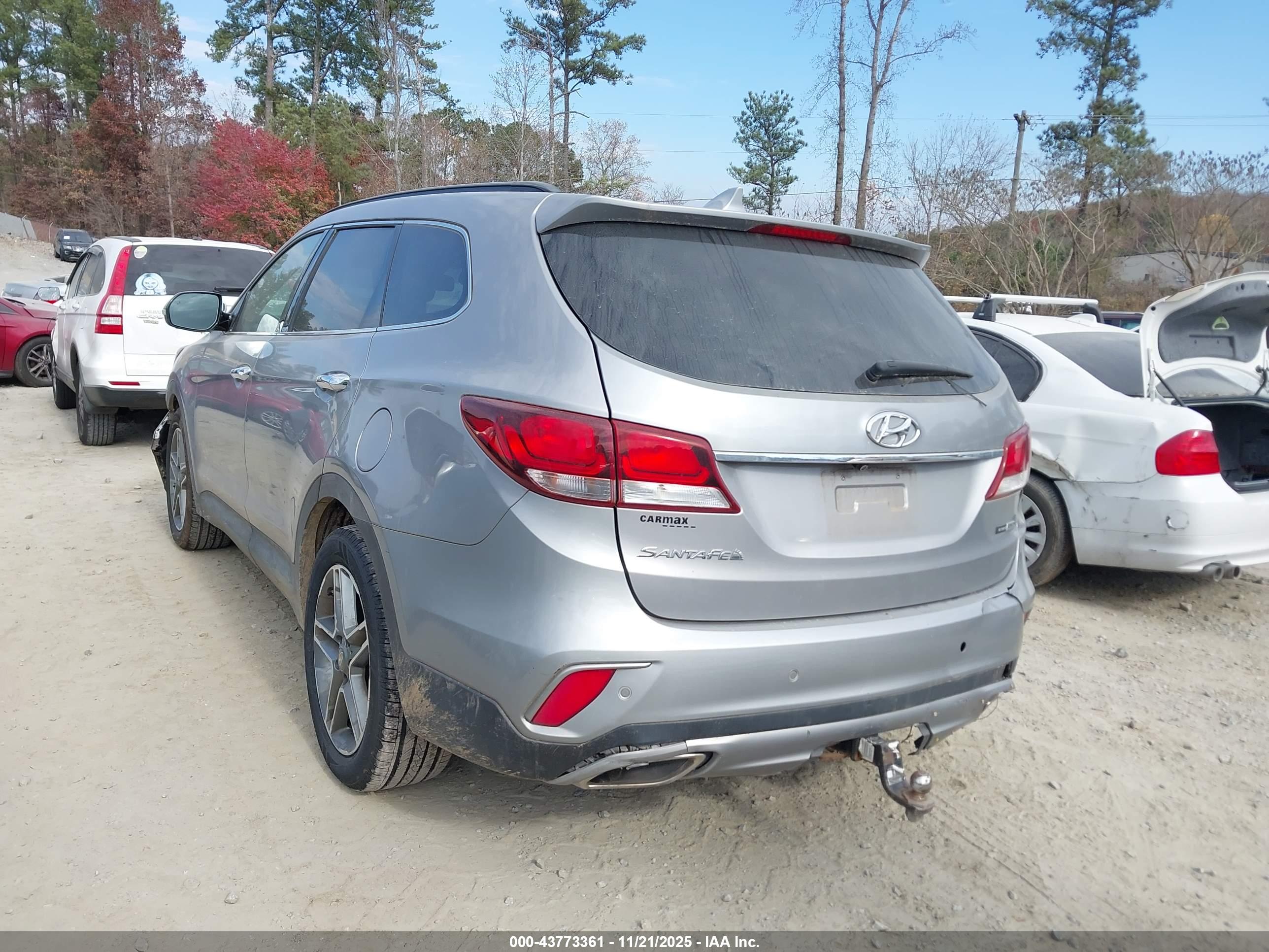HYUNDAI SANTA image 3