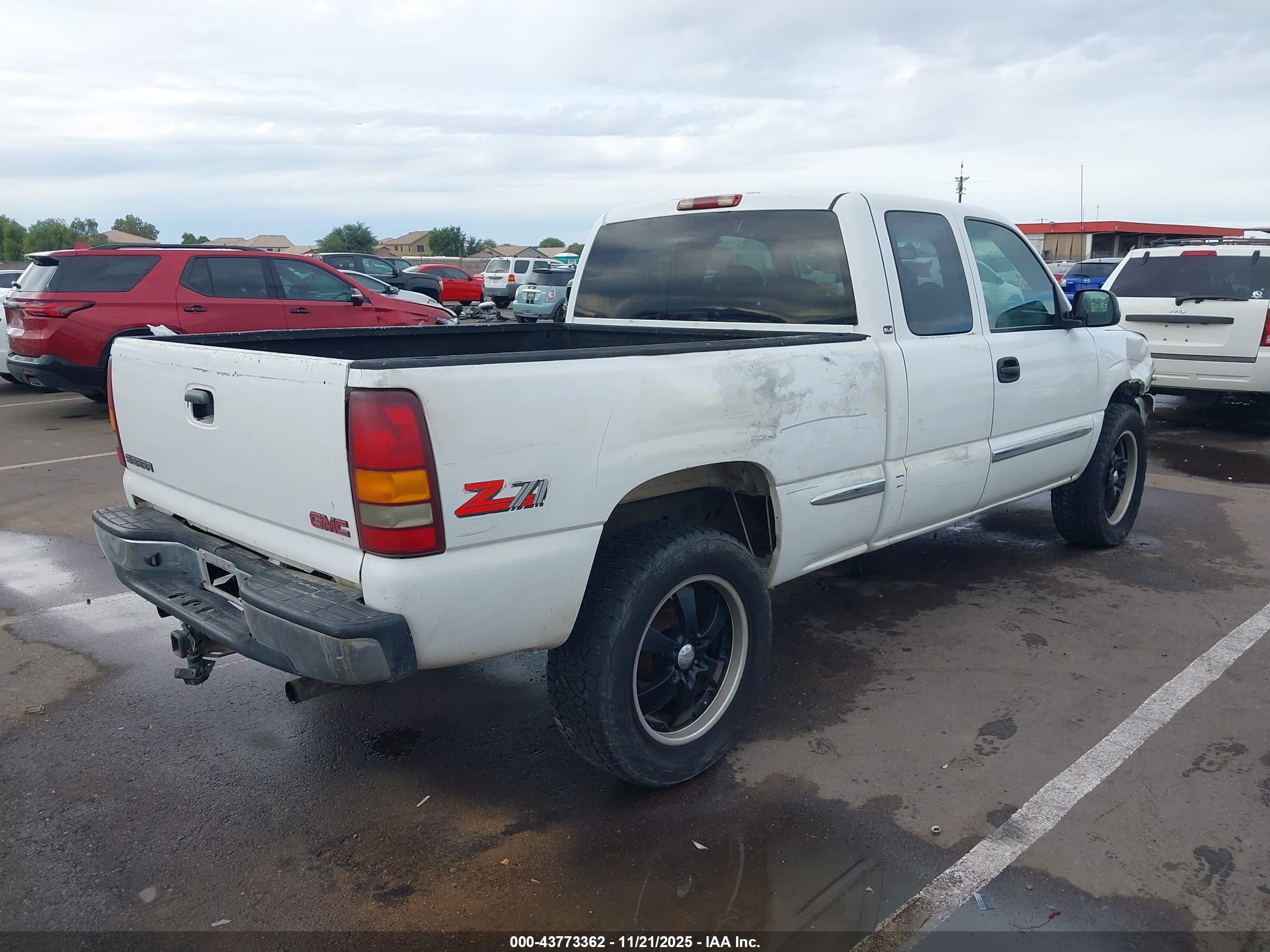 GMC SIERRA image 4