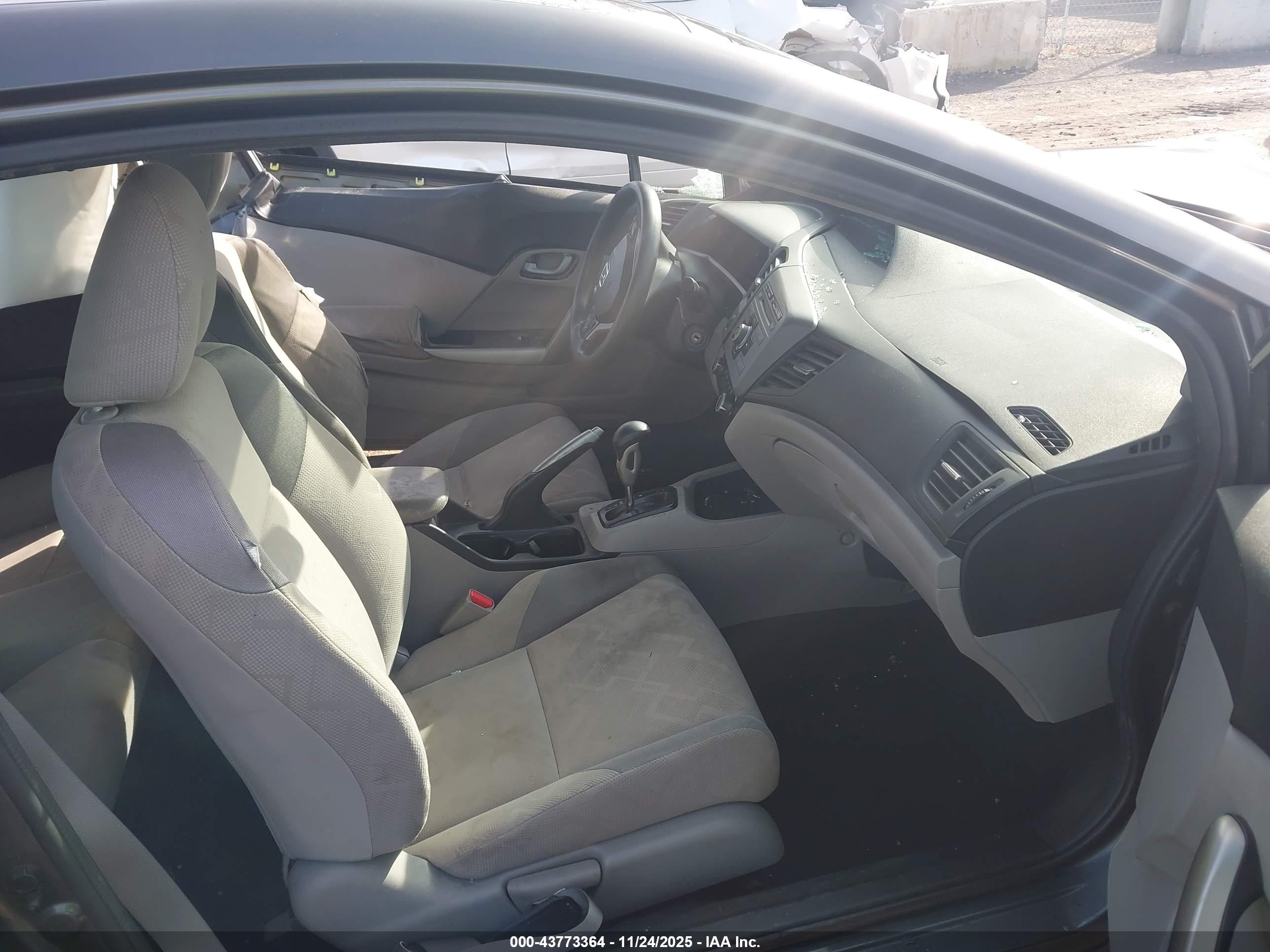 HONDA CIVIC image 5
