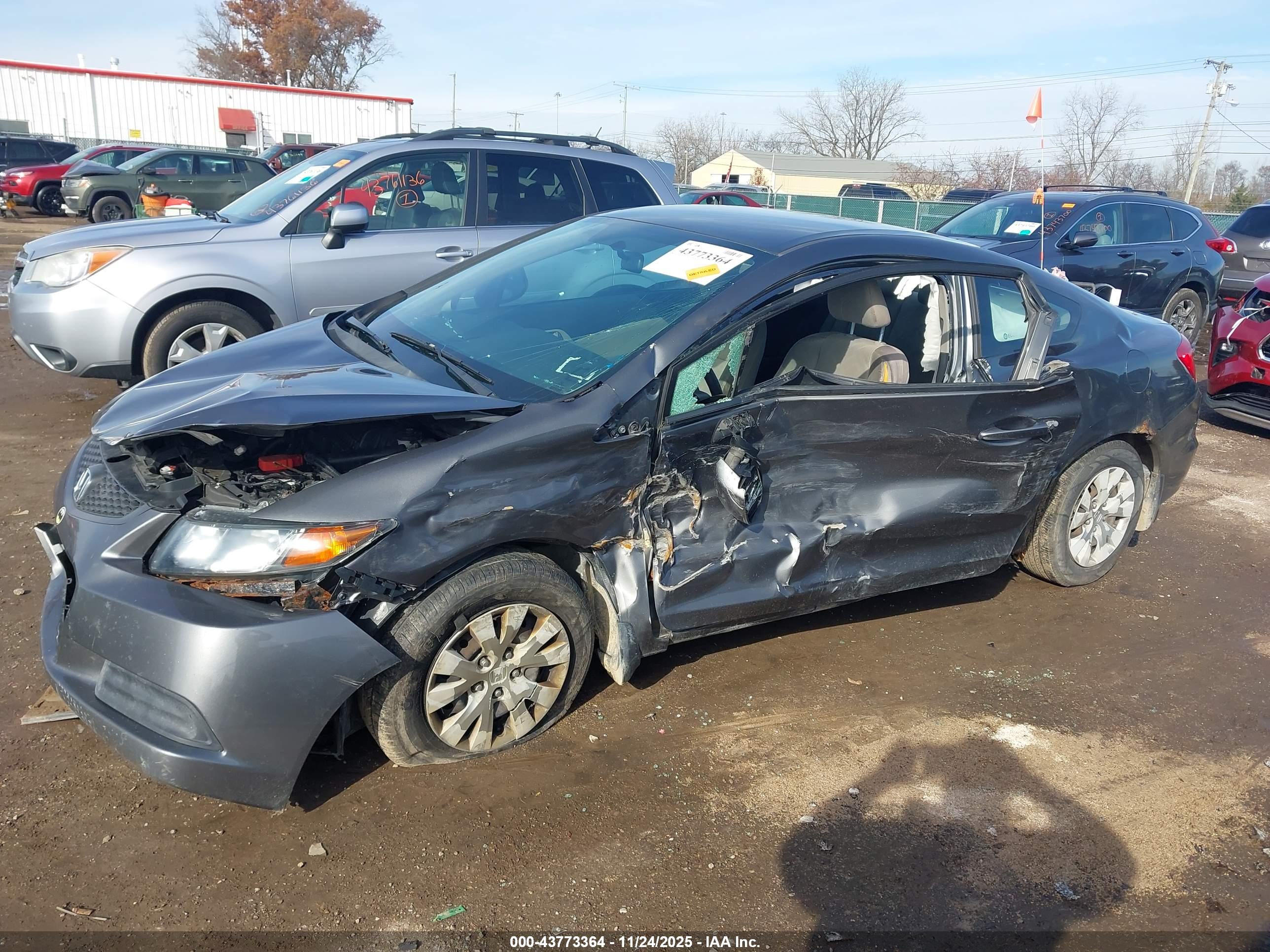 HONDA CIVIC image 6