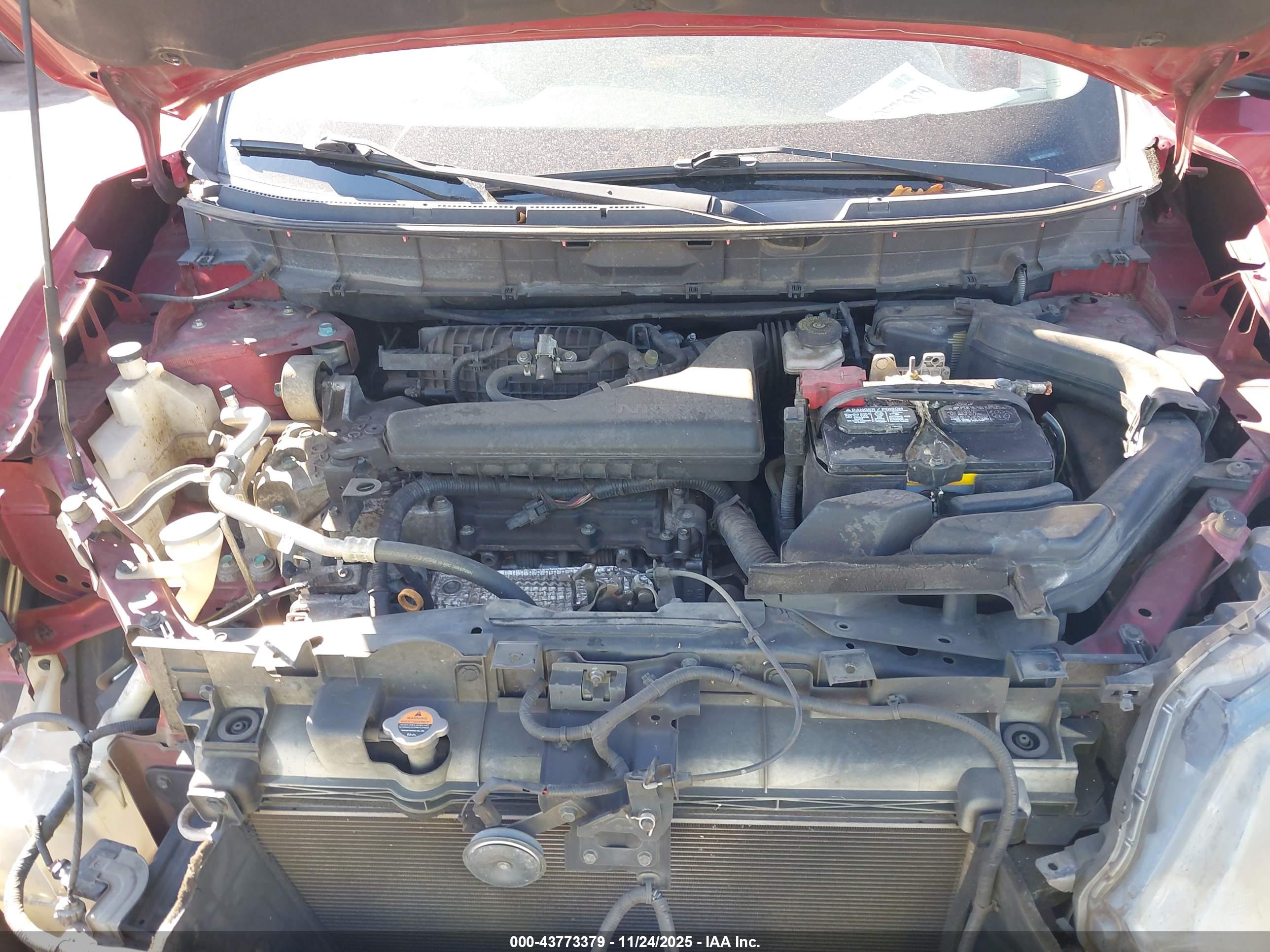 NISSAN ROGUE image 10