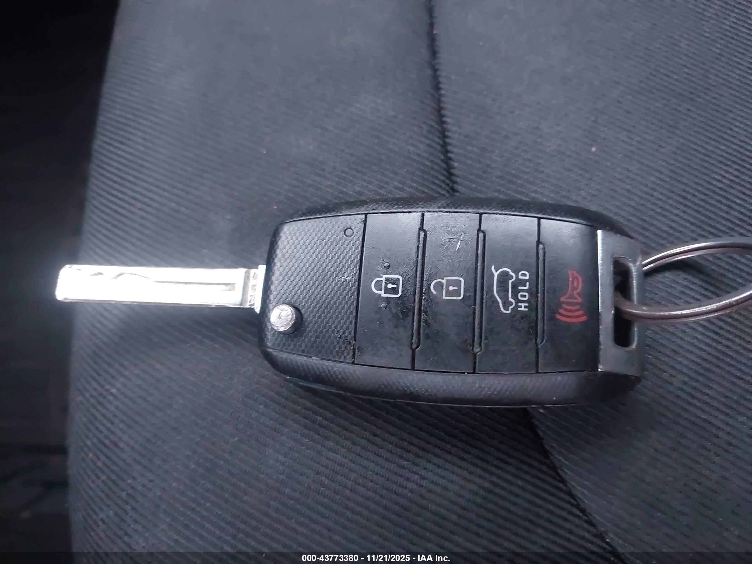 KIA SOUL image 11