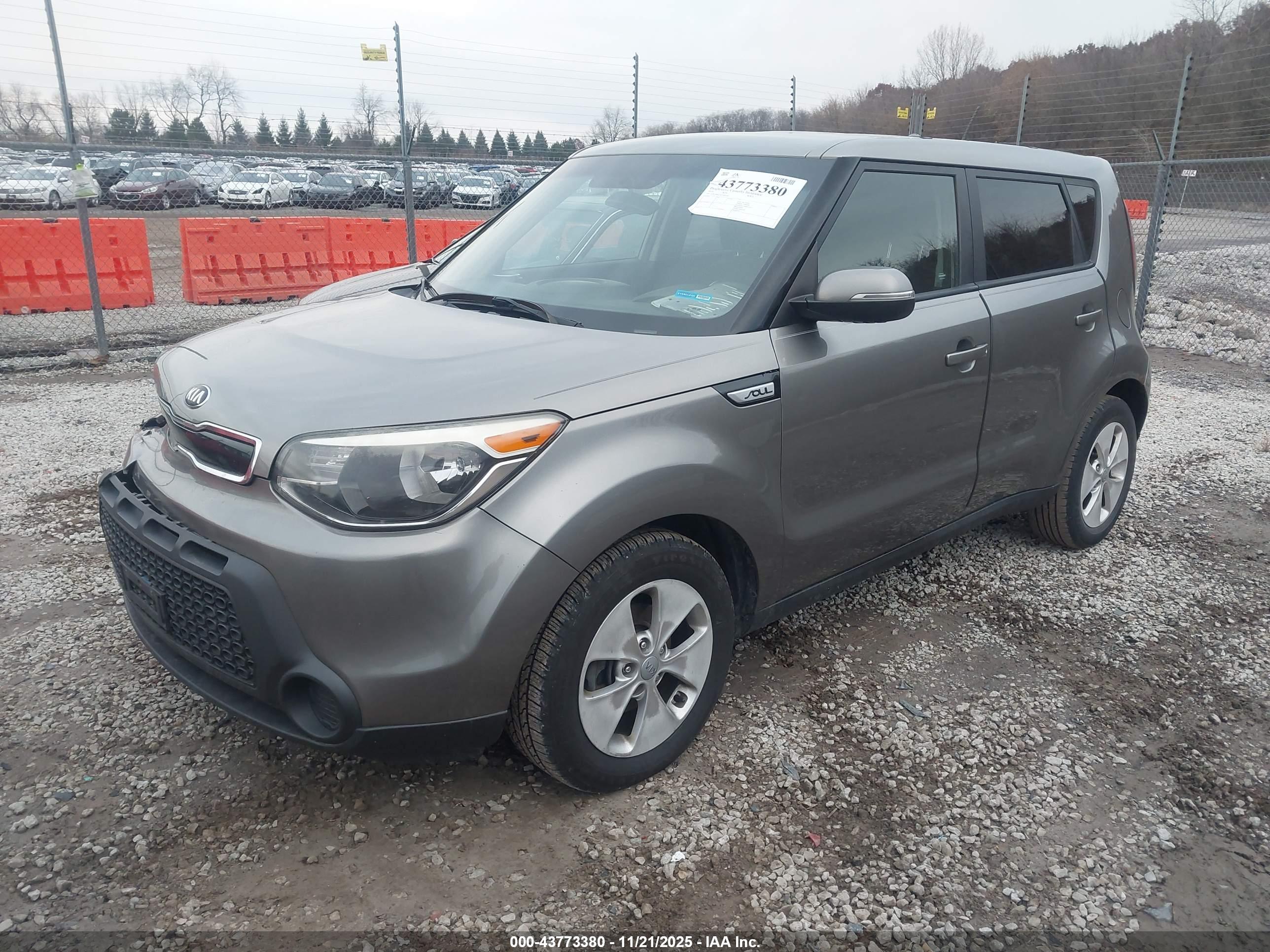 KIA SOUL image 2