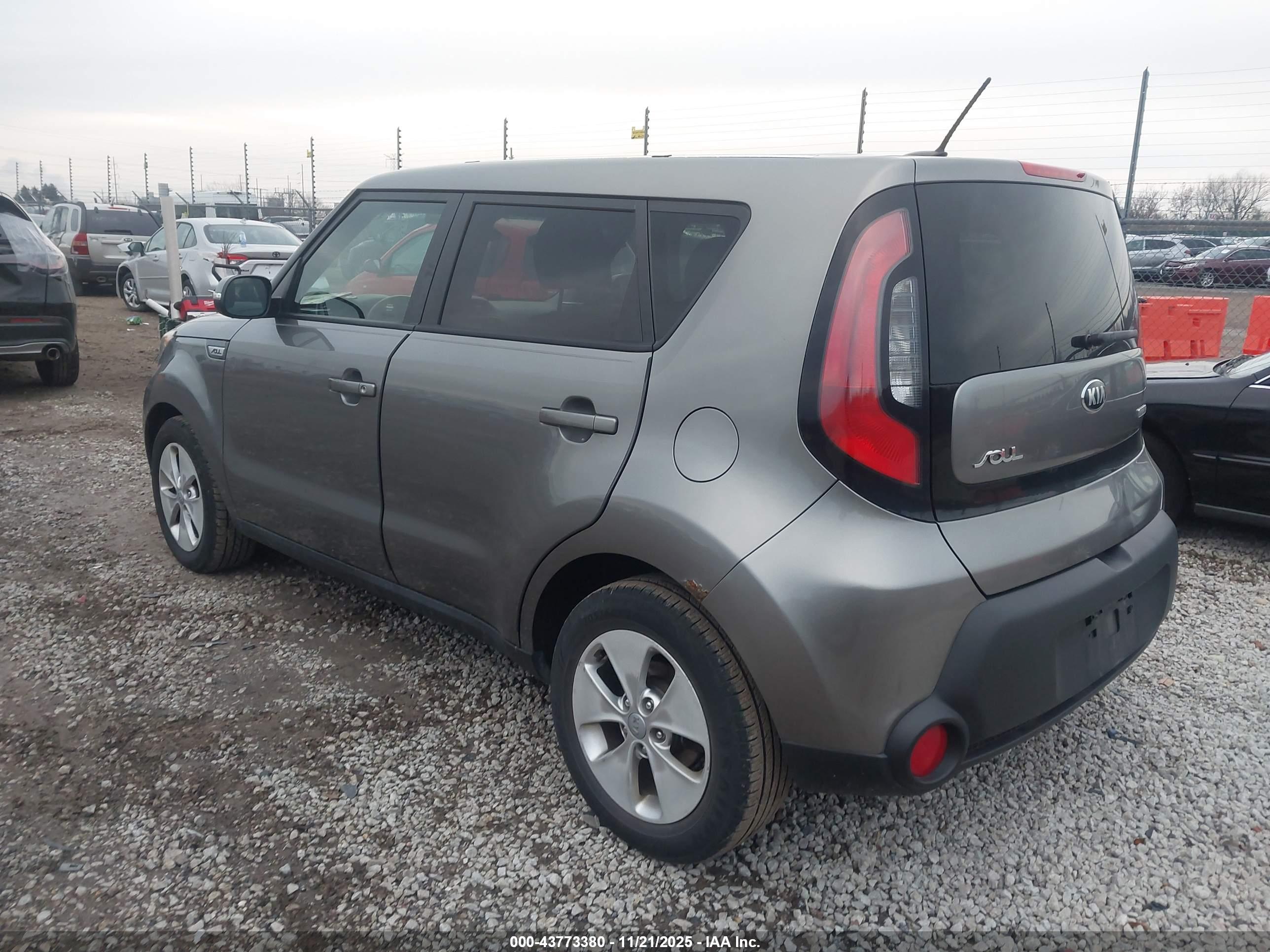 KIA SOUL image 3