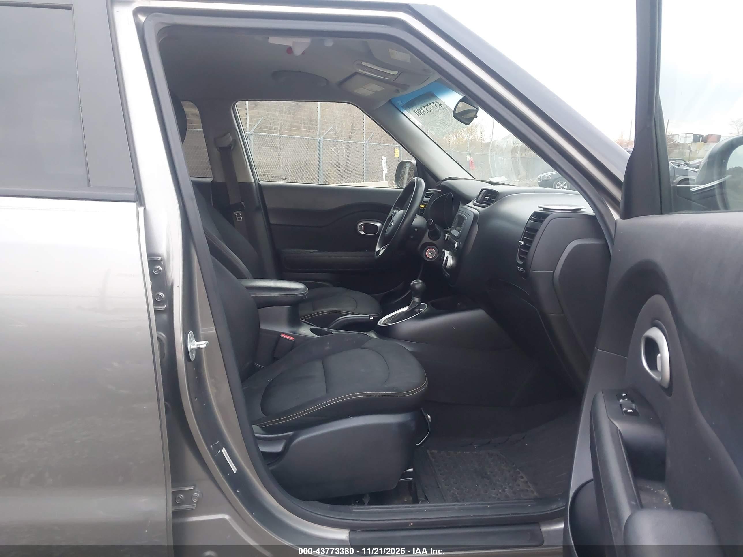 KIA SOUL image 5