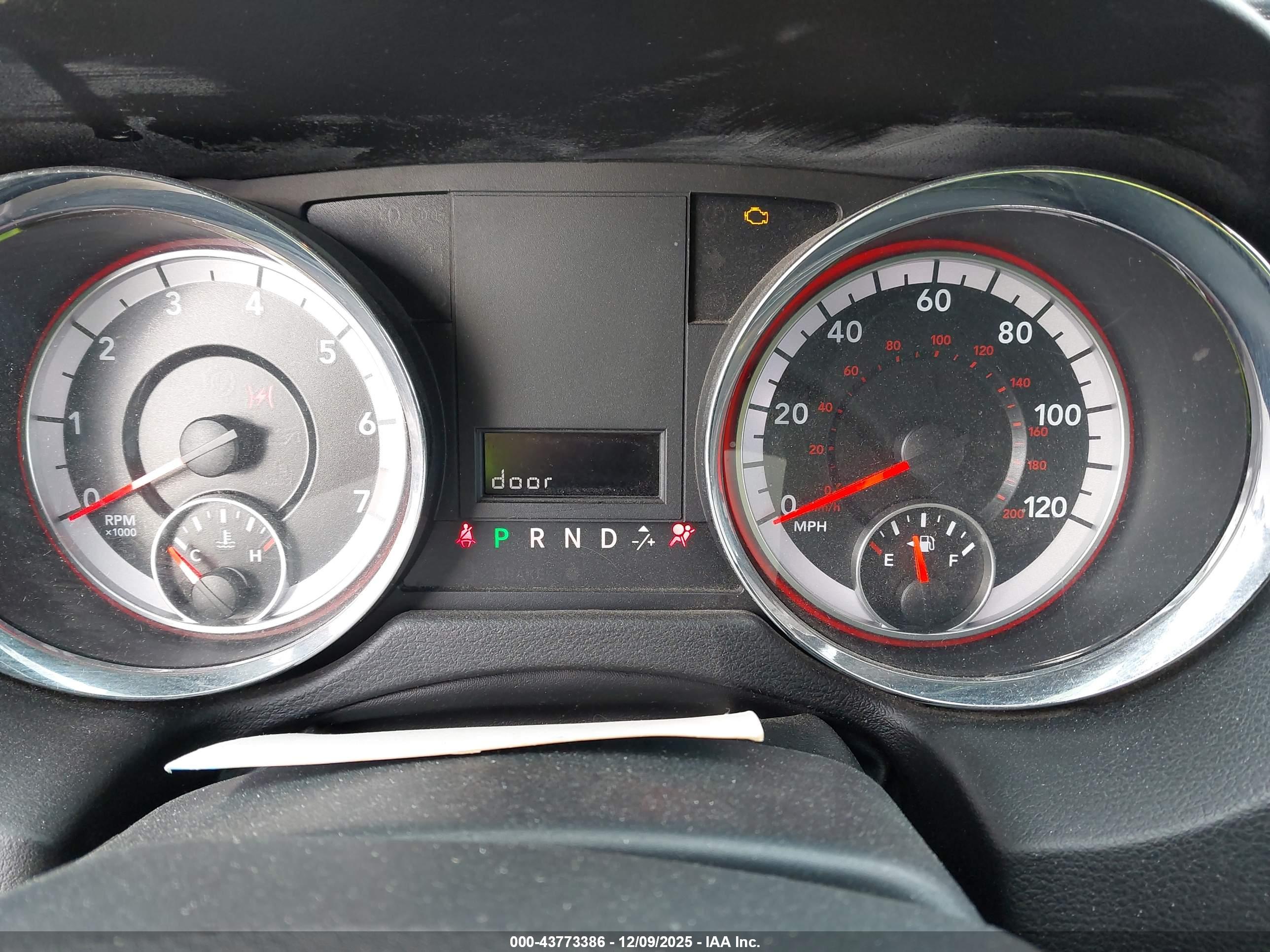 DODGE GRAND image 7