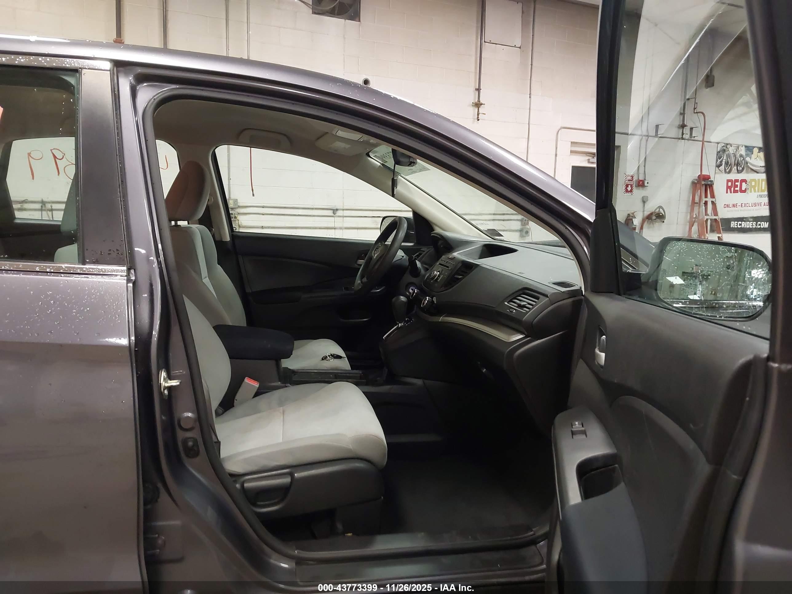 HONDA CR-V image 5