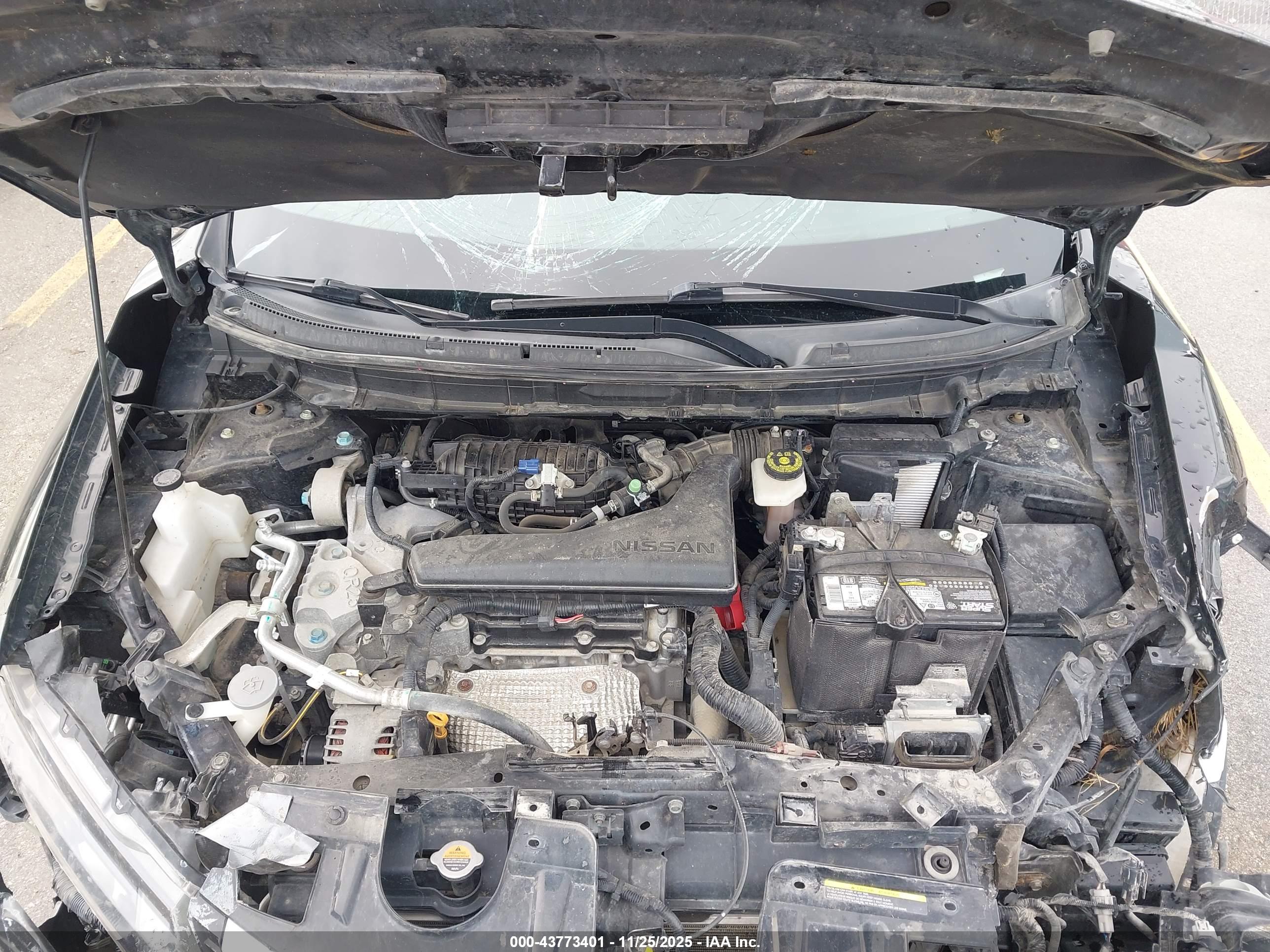 NISSAN ROGUE image 10