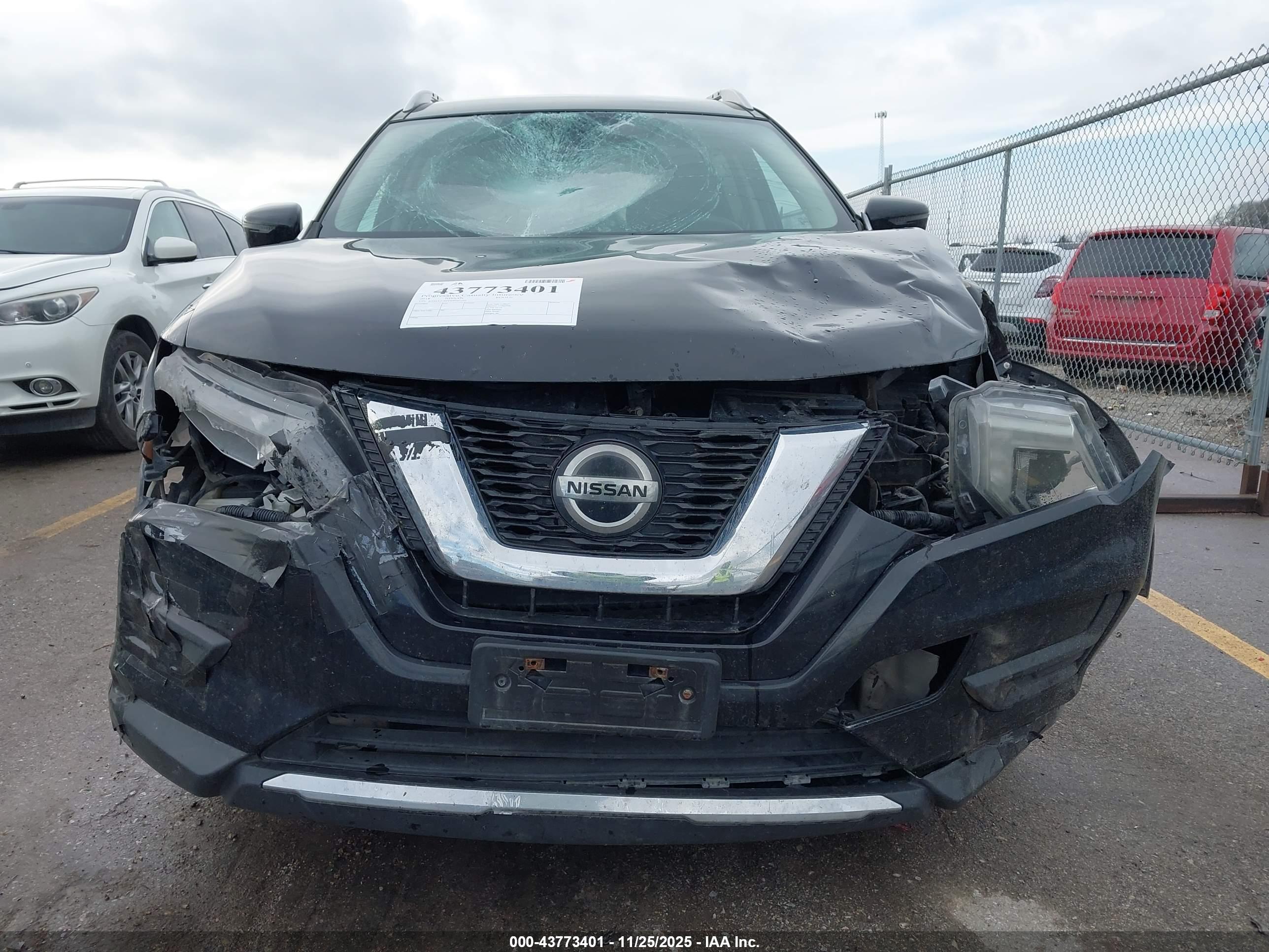 NISSAN ROGUE image 6
