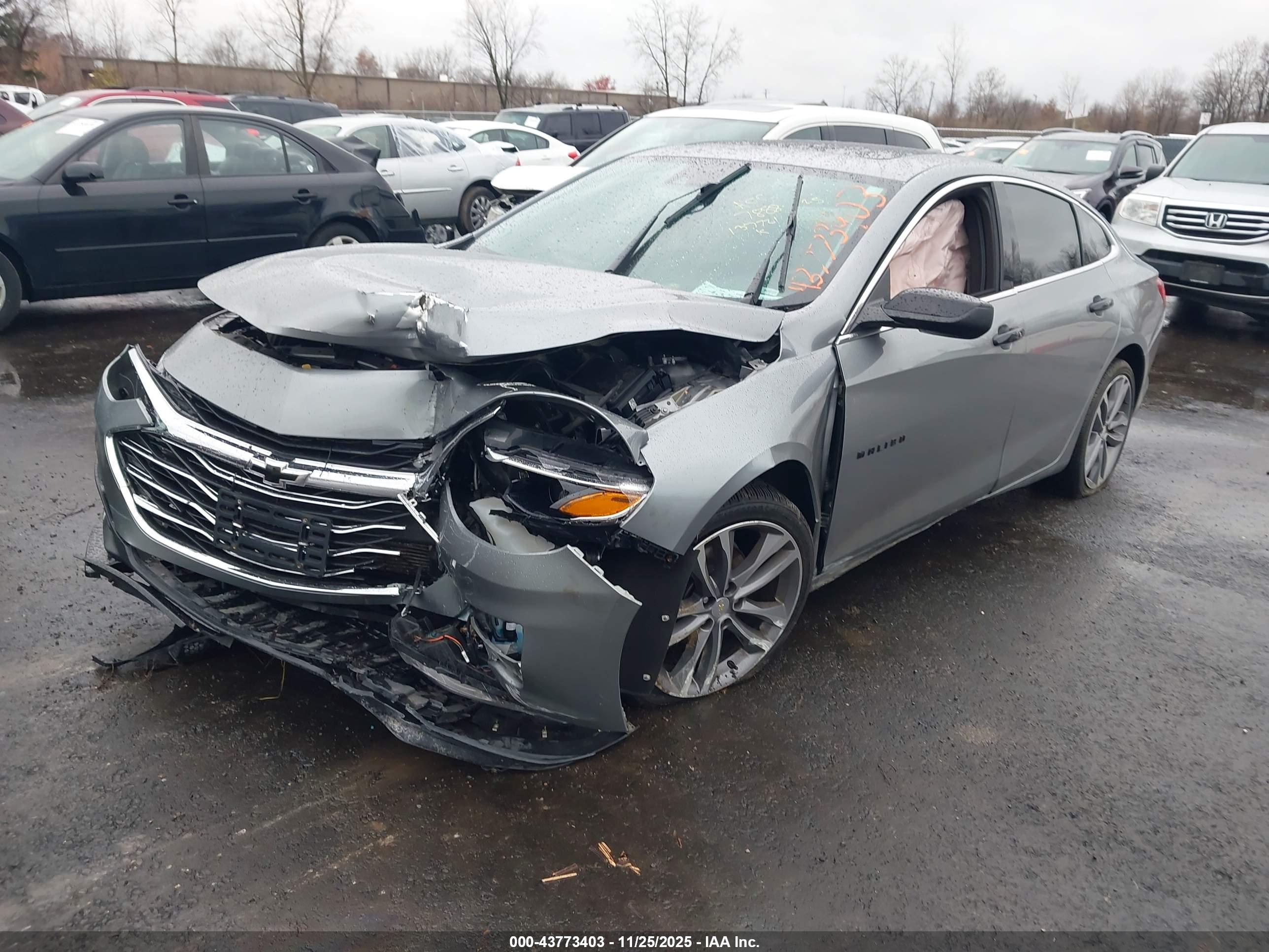 CHEVROLET MALIBU image 2