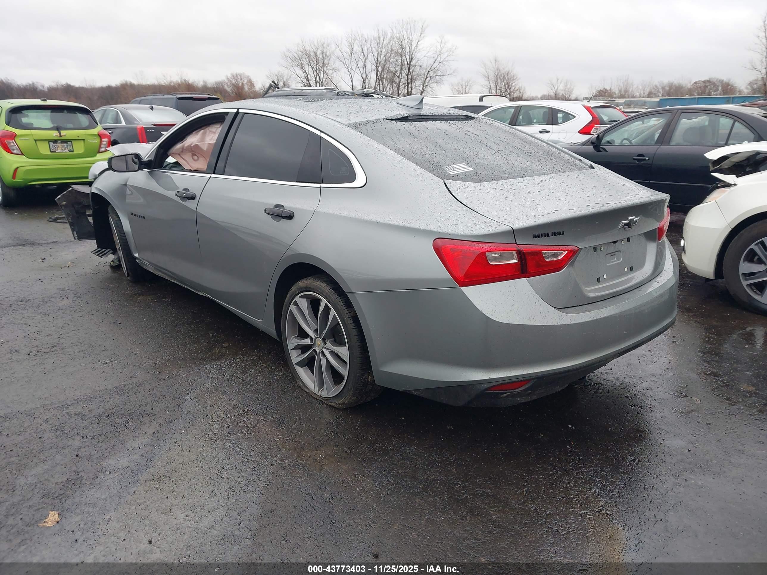 CHEVROLET MALIBU image 3
