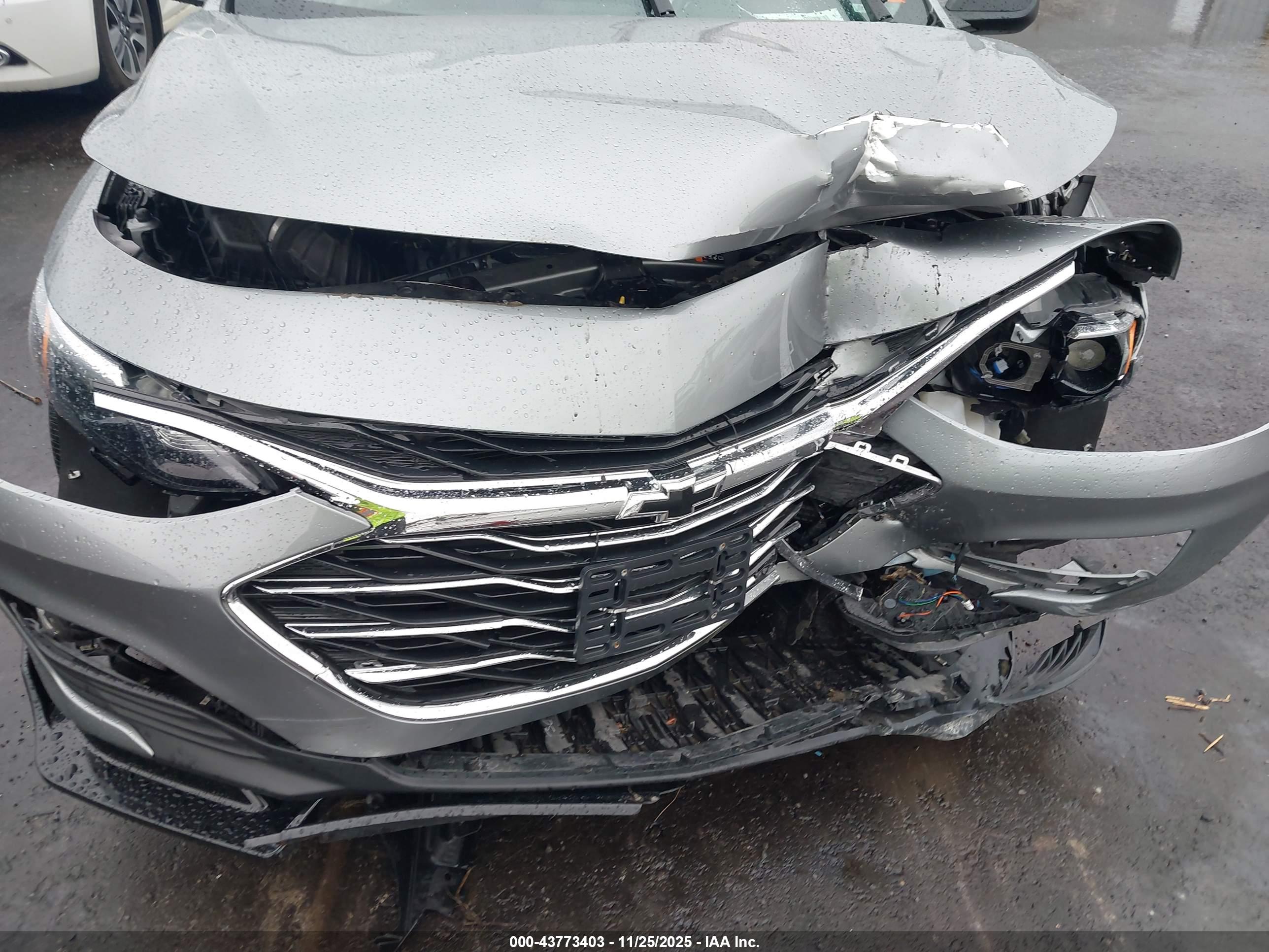 CHEVROLET MALIBU image 6
