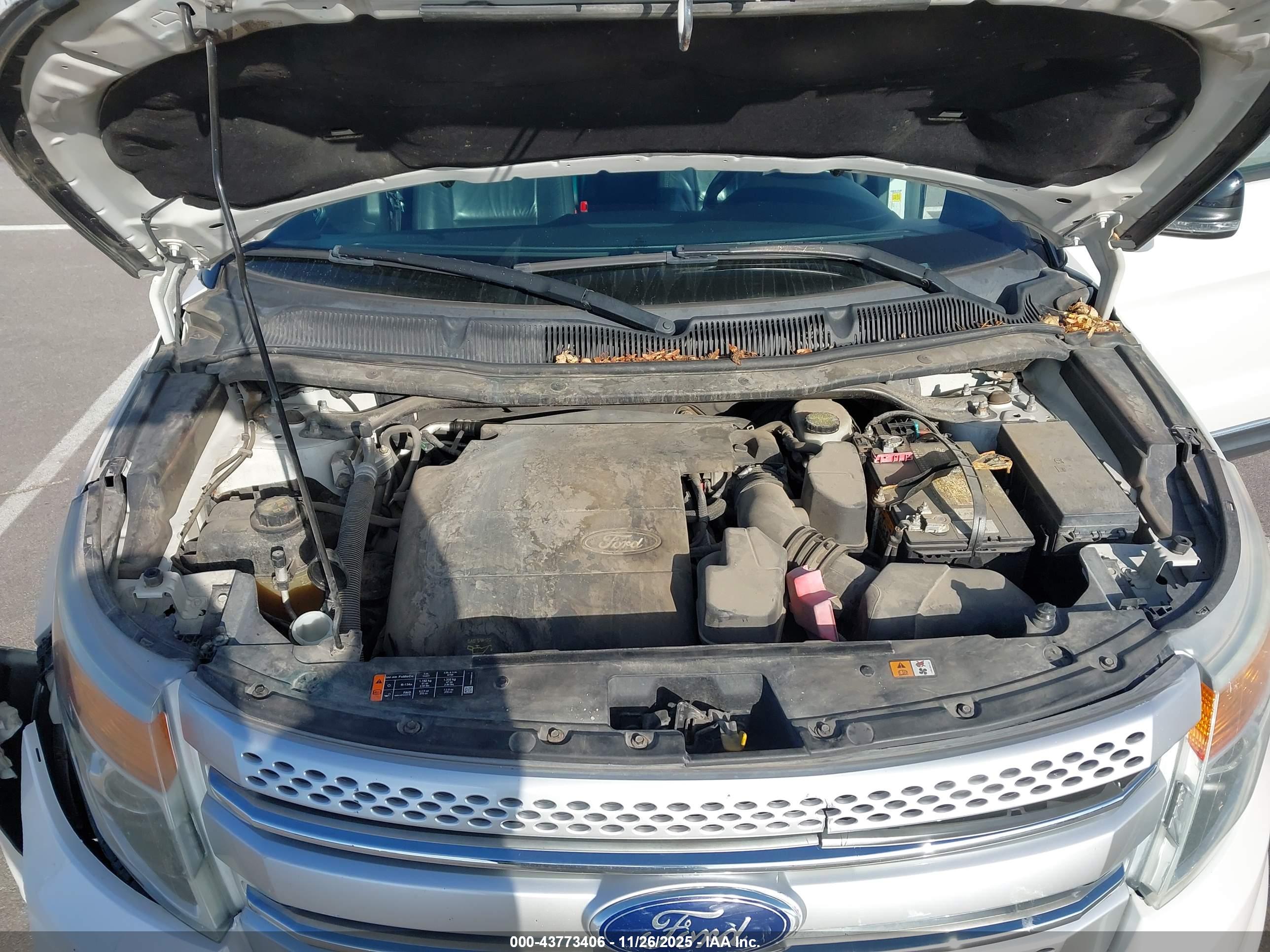 FORD EXPLORER image 10