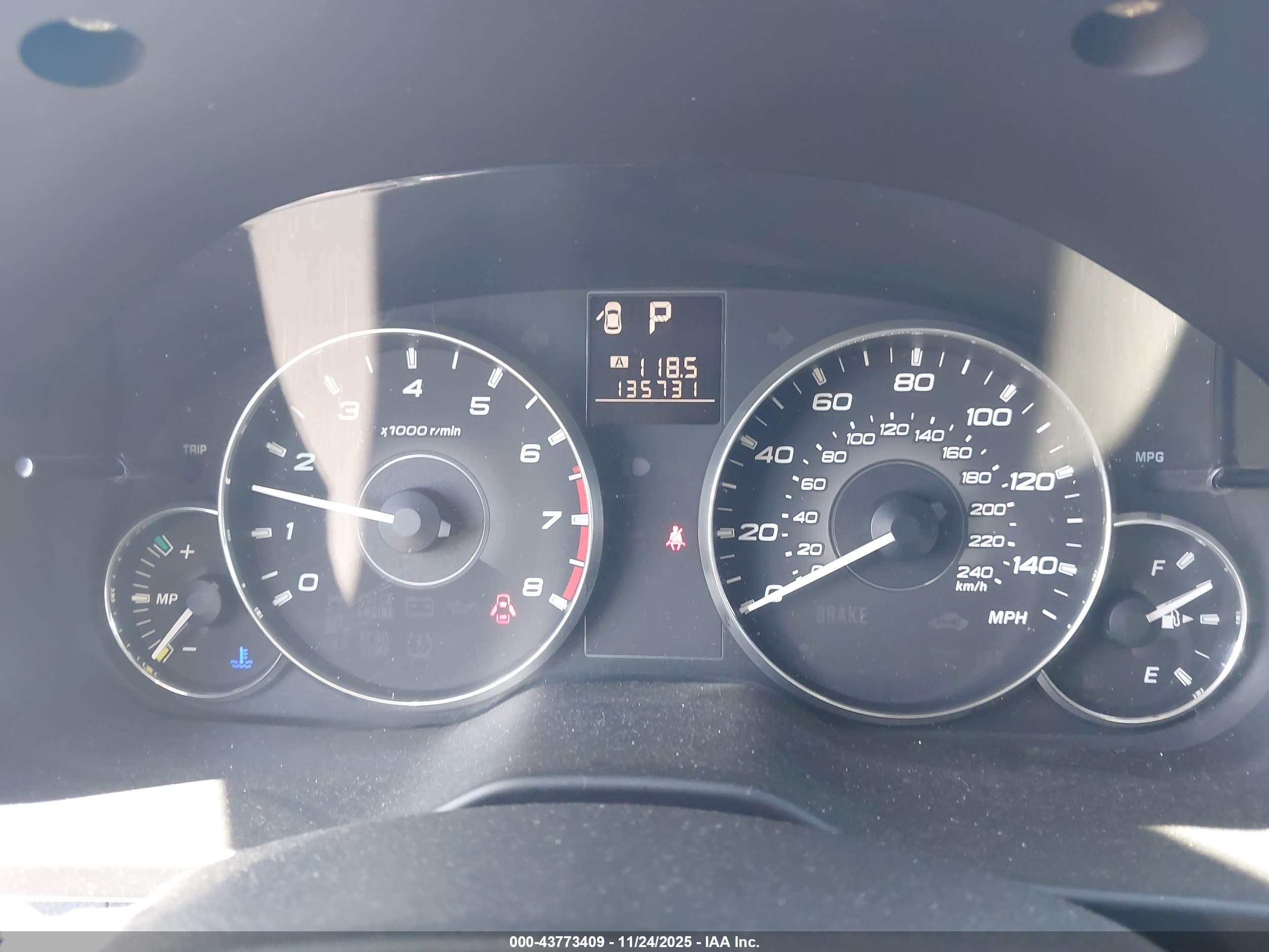 SUBARU OUTBACK image 7