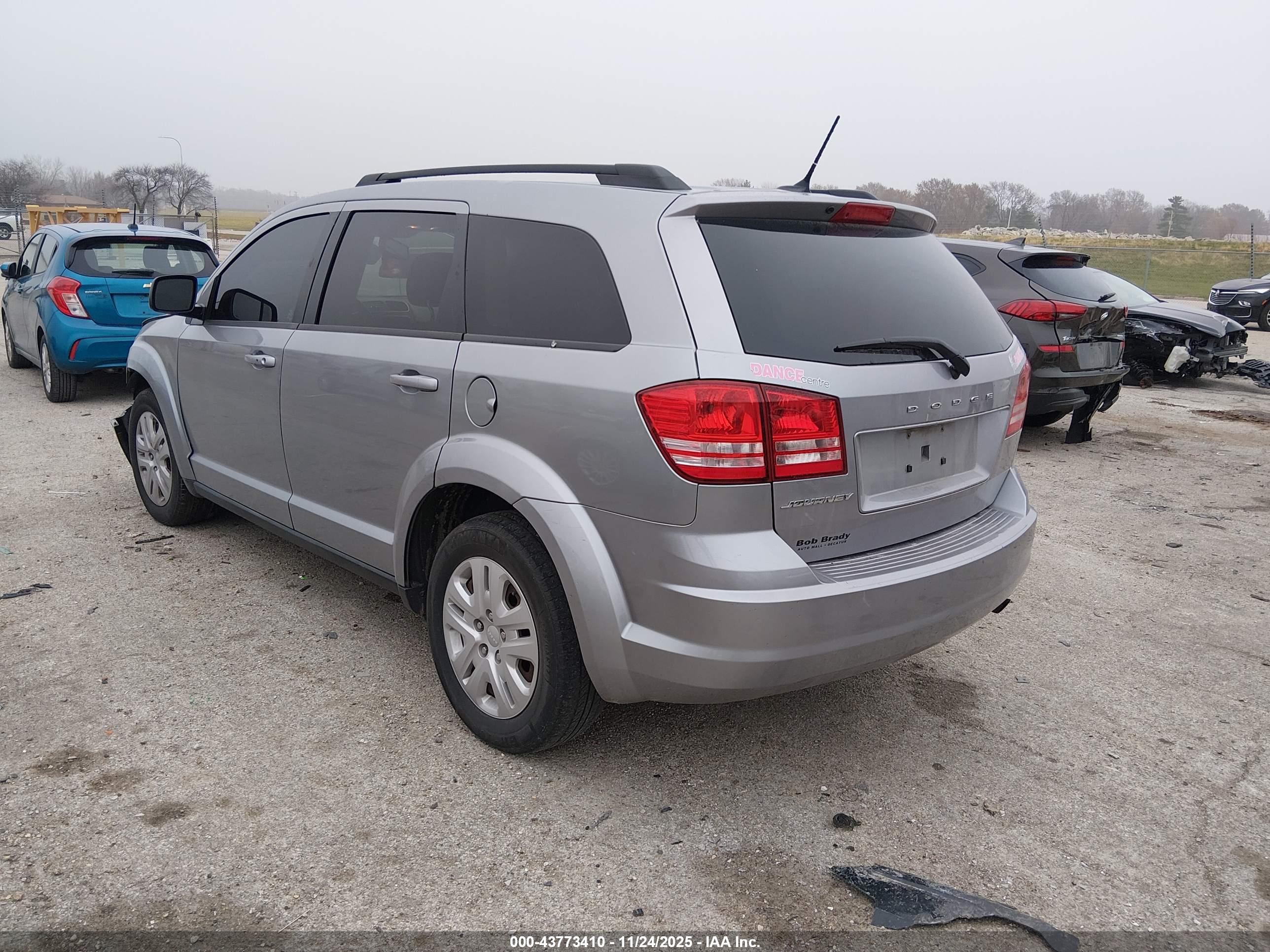 DODGE JOURNEY image 3