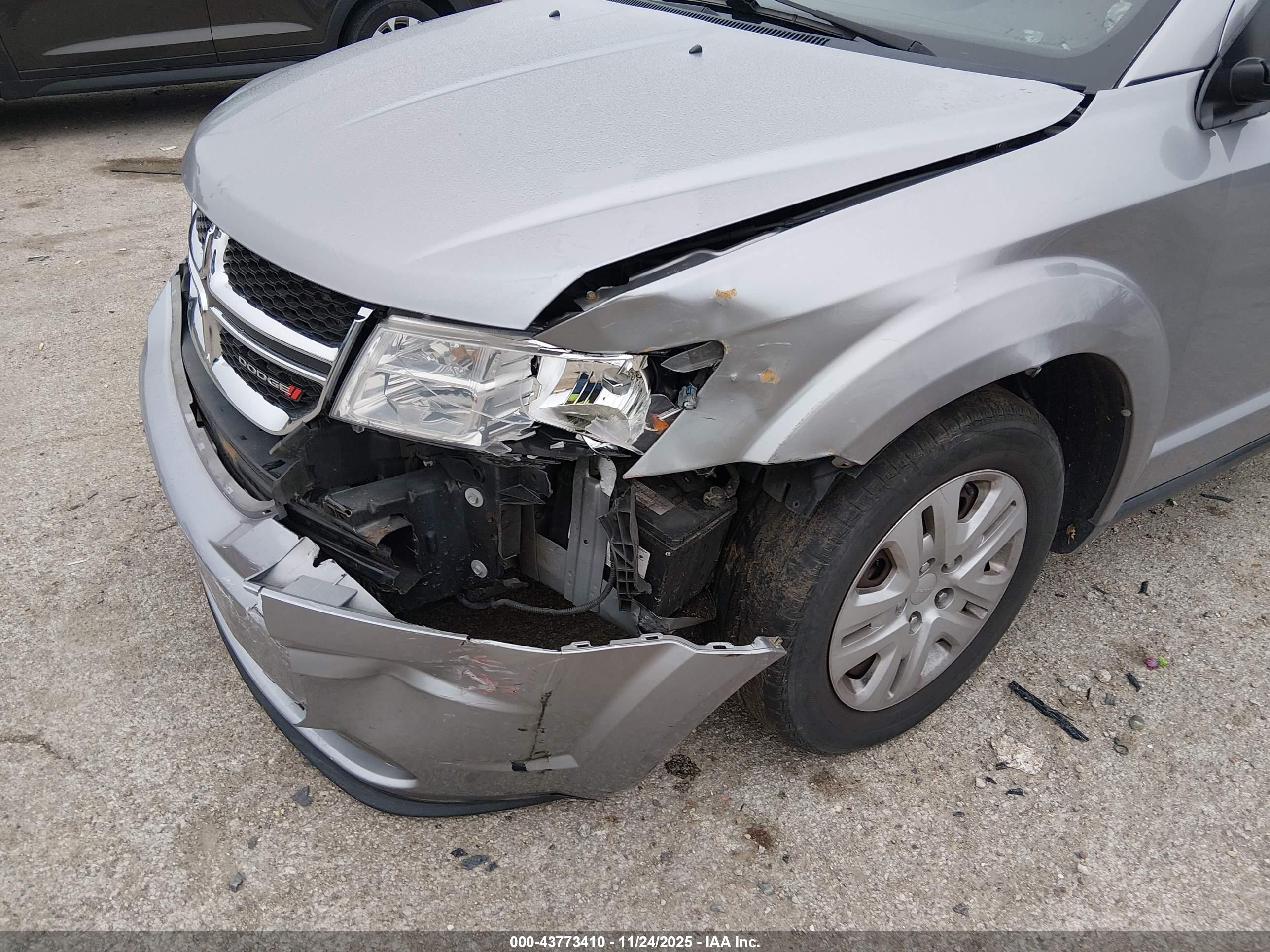 DODGE JOURNEY image 6