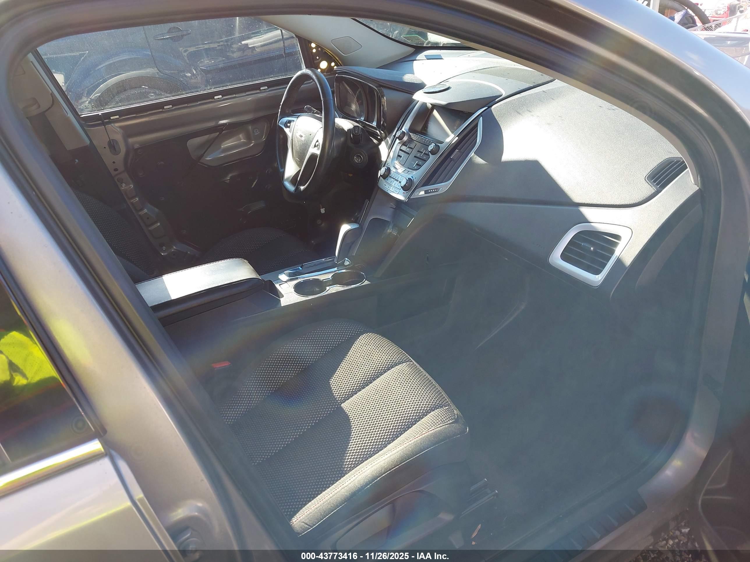 GMC TERRAIN image 5