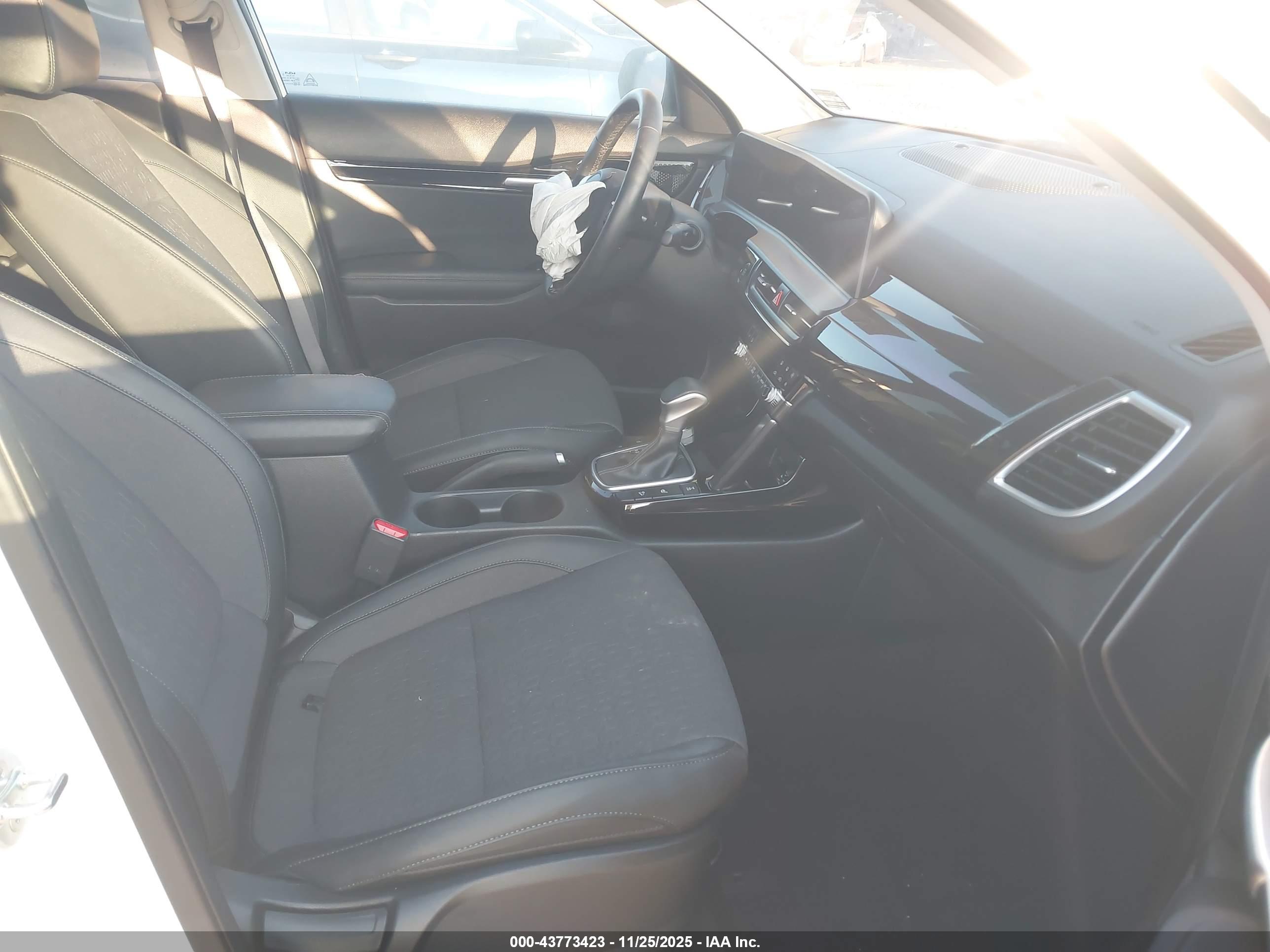 KIA SELTOS image 5