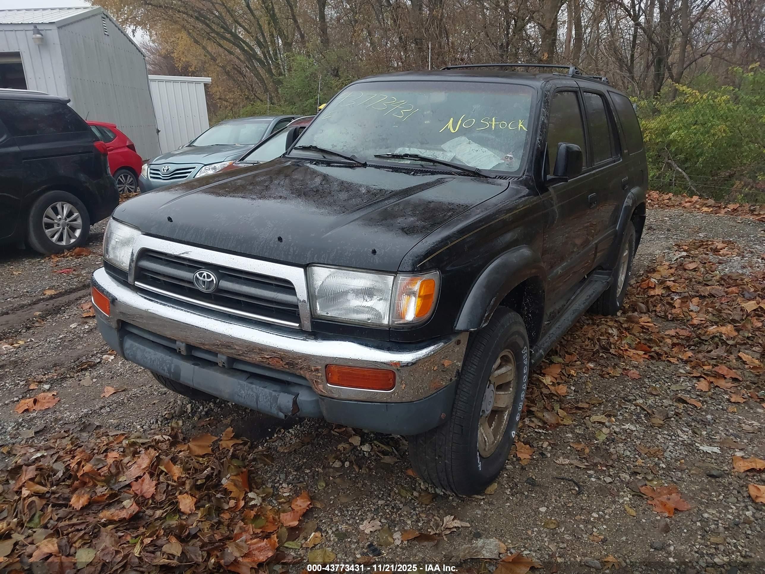 TOYOTA 4RUNNER image 6