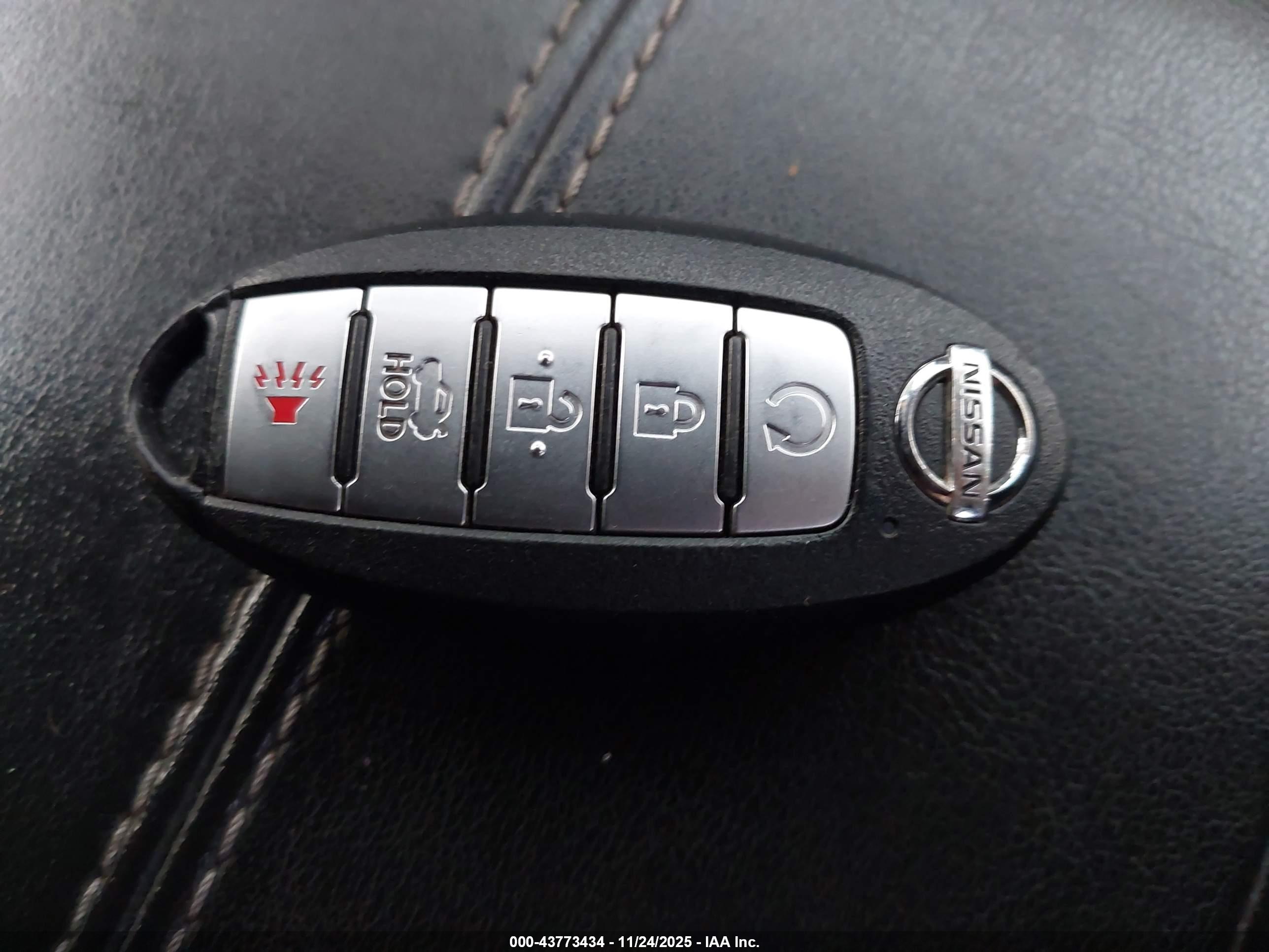 NISSAN ALTIMA image 11