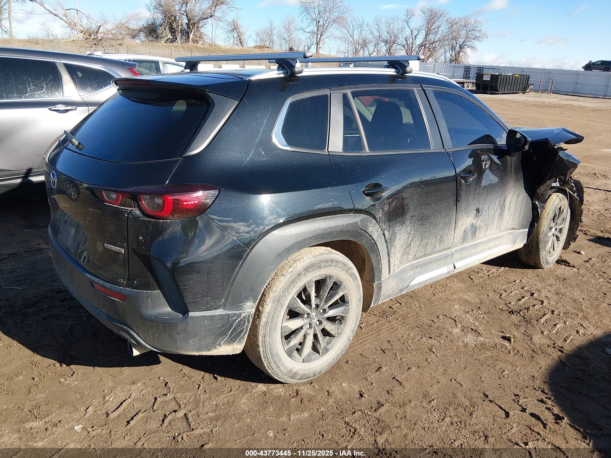 MAZDA CX-50 image 4