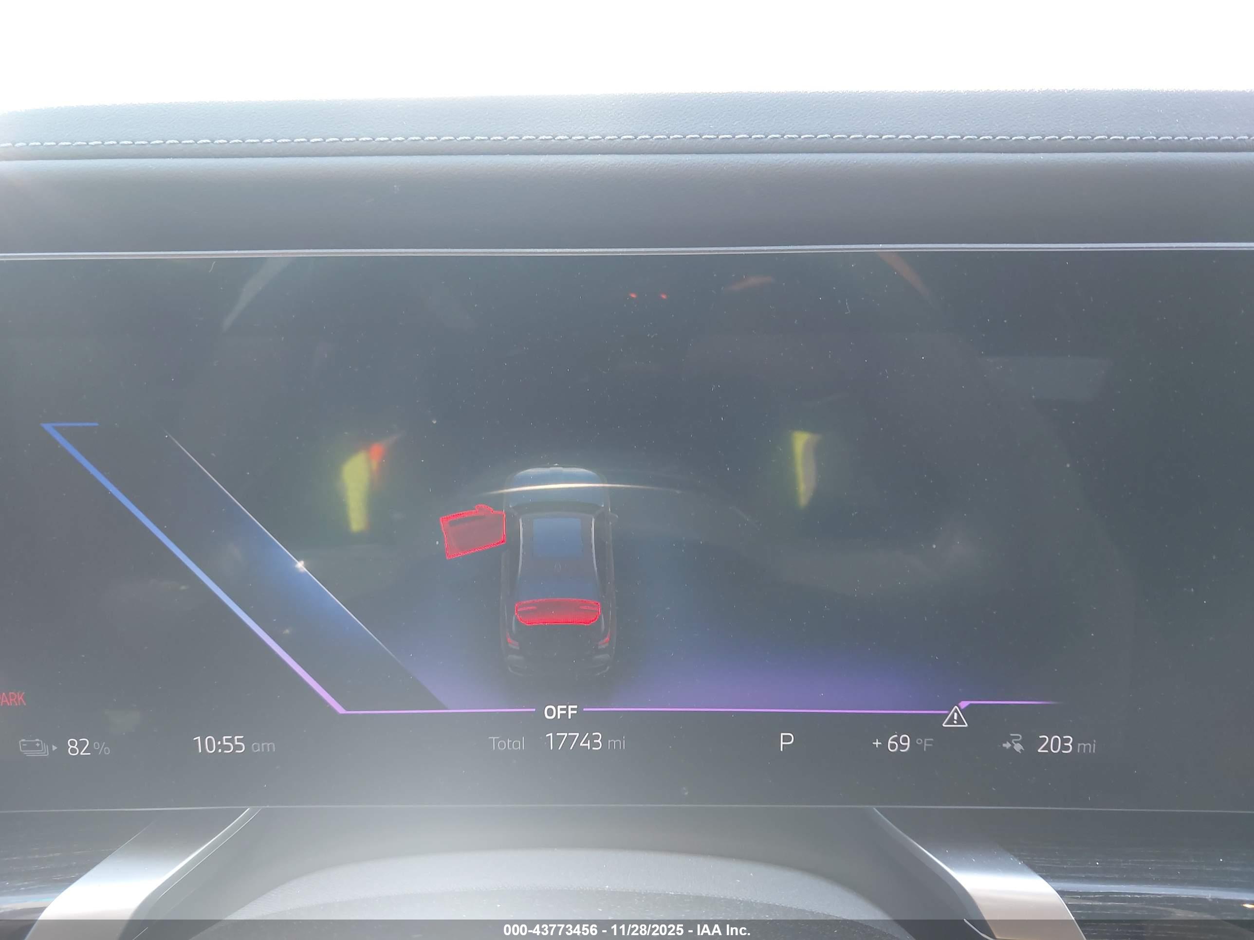 BMW I7 image 7