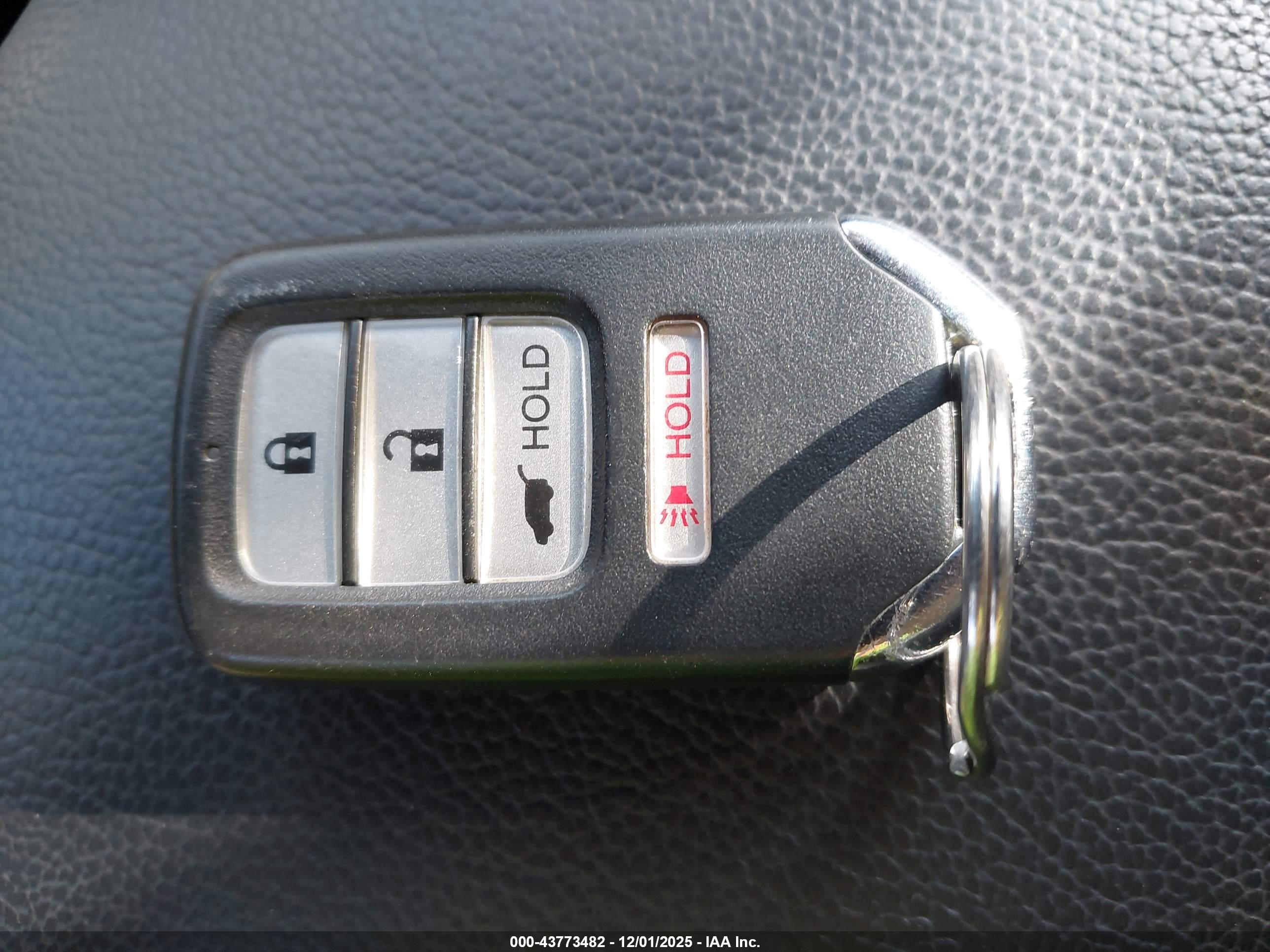 HONDA CR-V image 11