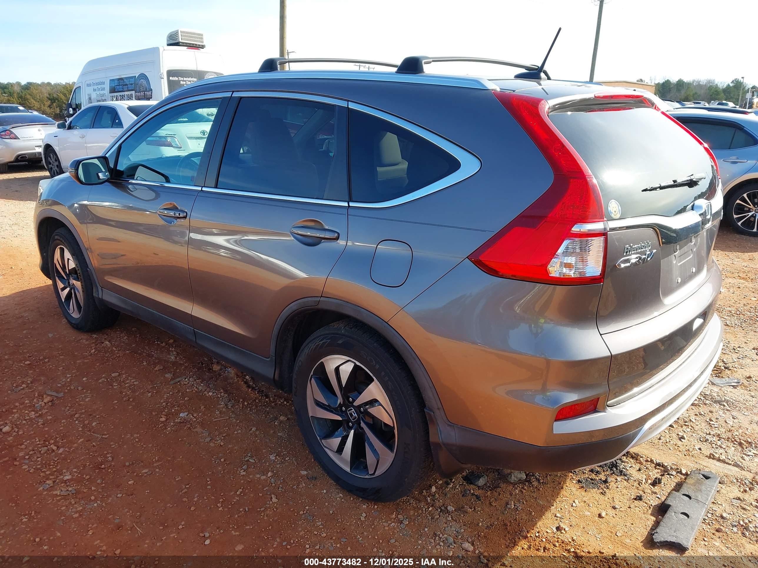 HONDA CR-V image 3