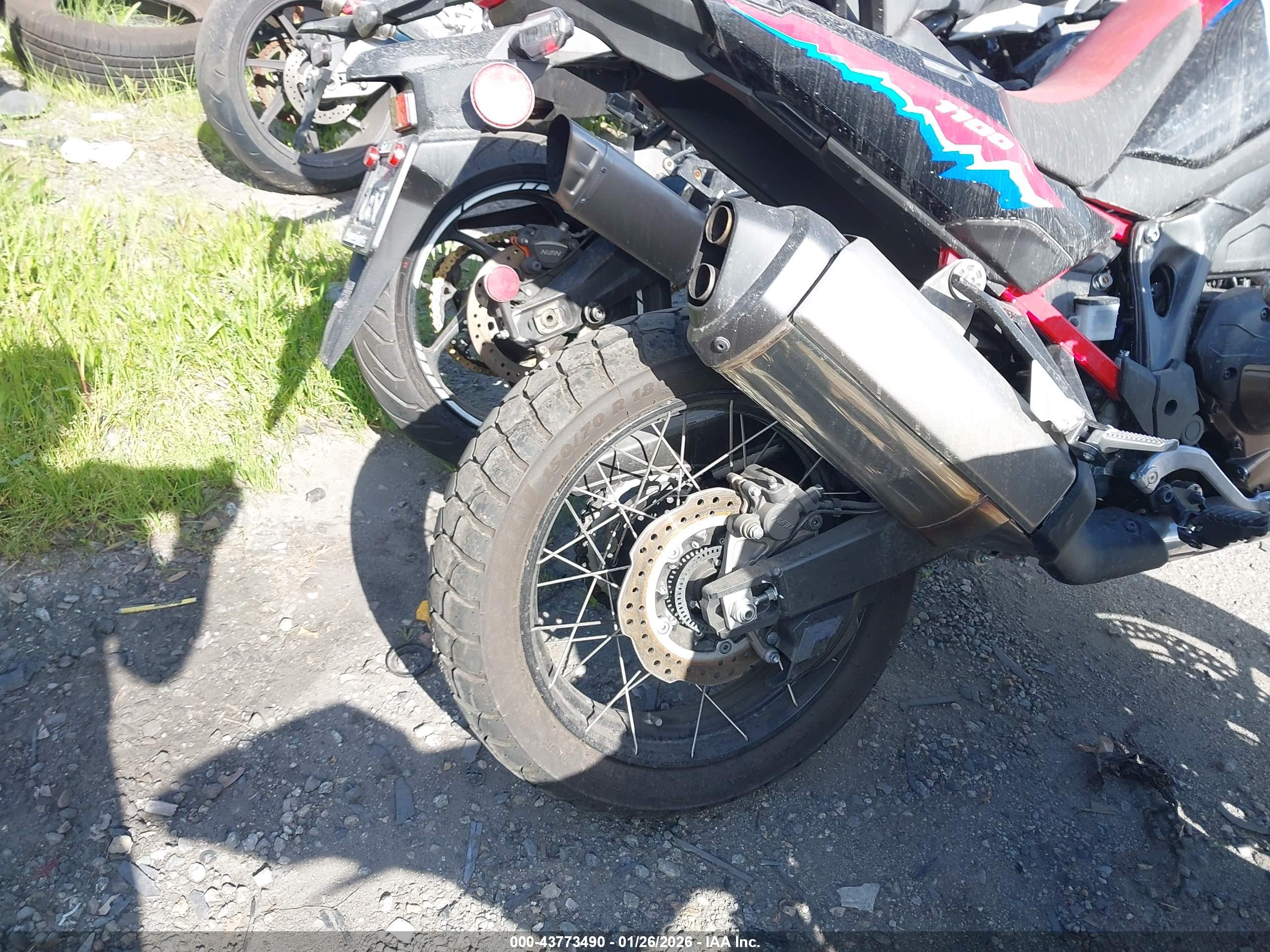 HONDA CRF1000 image 4